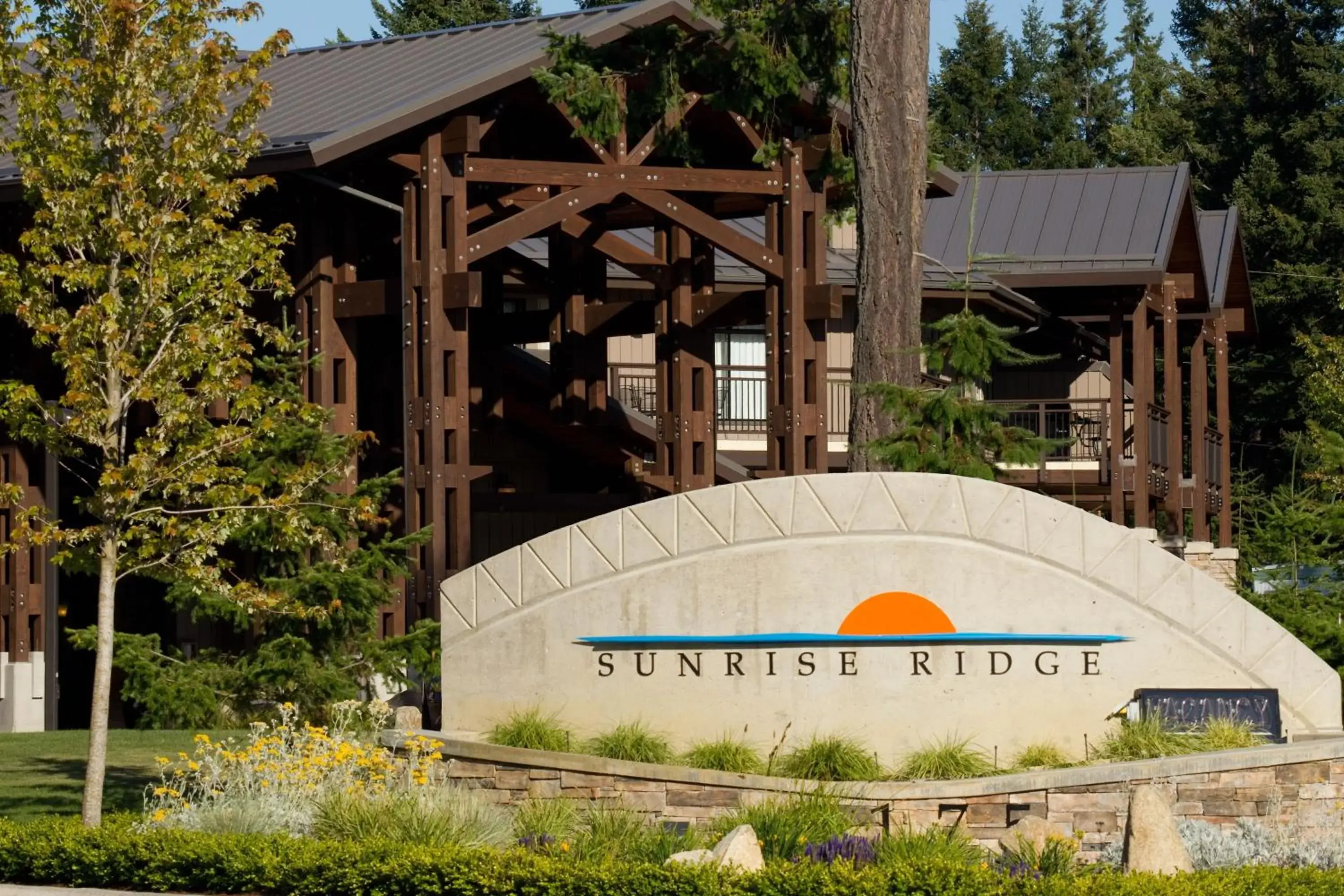 Facade/entrance in Sunrise Ridge Waterfront Resort Facade/entrance in Sunrise Ridge Waterfront Resort