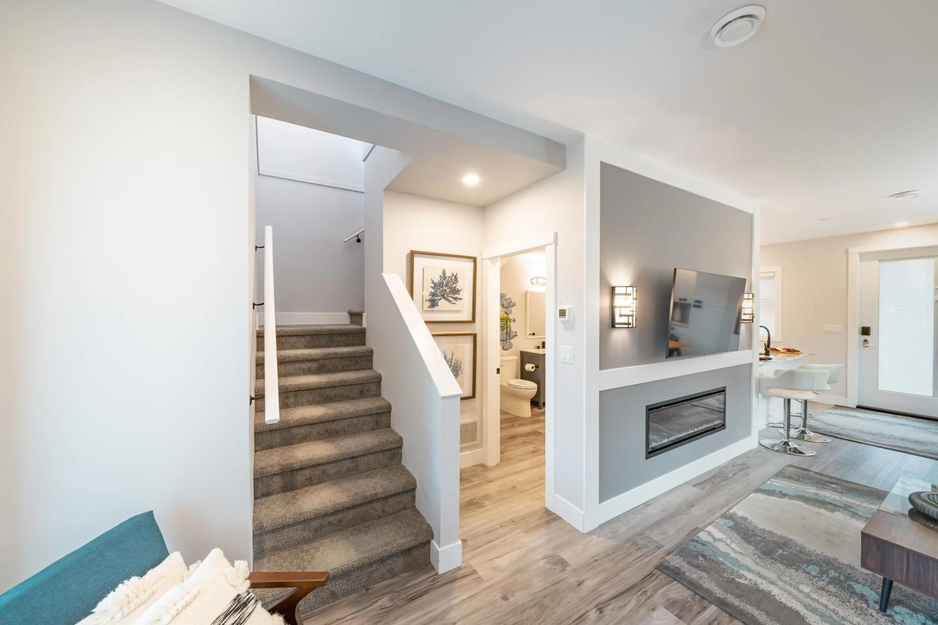 Living room in Sunrise Ridge Waterfront Resort