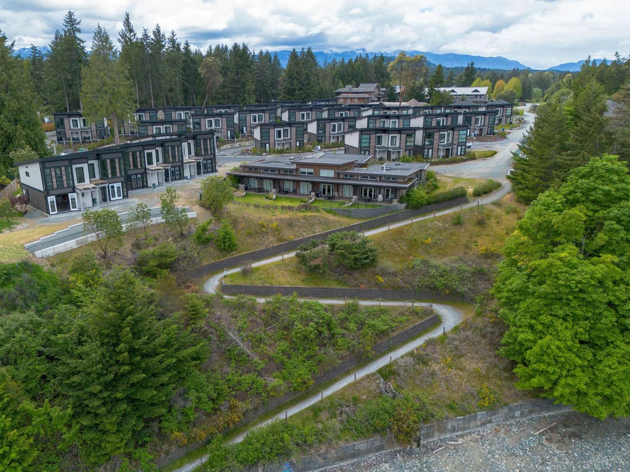 Natural landscape in Sunrise Ridge Waterfront Resort