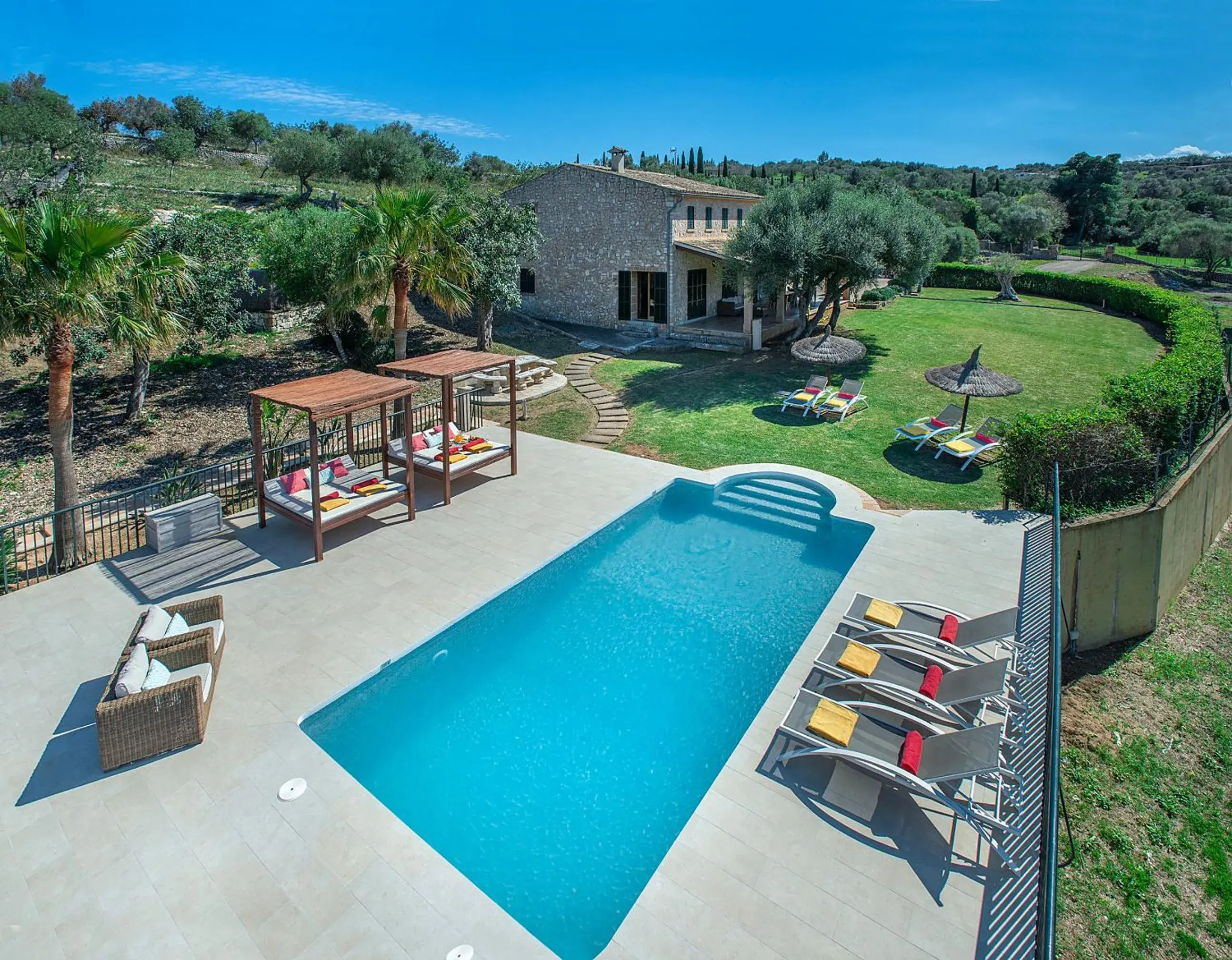 Owl Booking Villa Siquier - Luxury Retreat with Mountain Views Owl Booking Villa Siquier - Luxury Retreat with Mountain Views