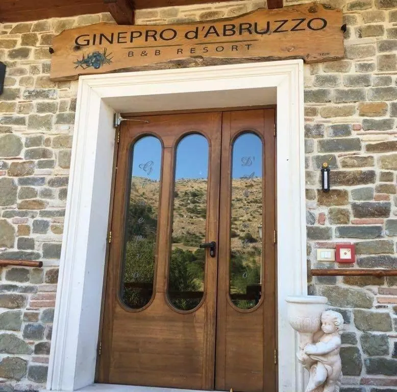 Facade/entrance in Ginepro d'Abruzzo