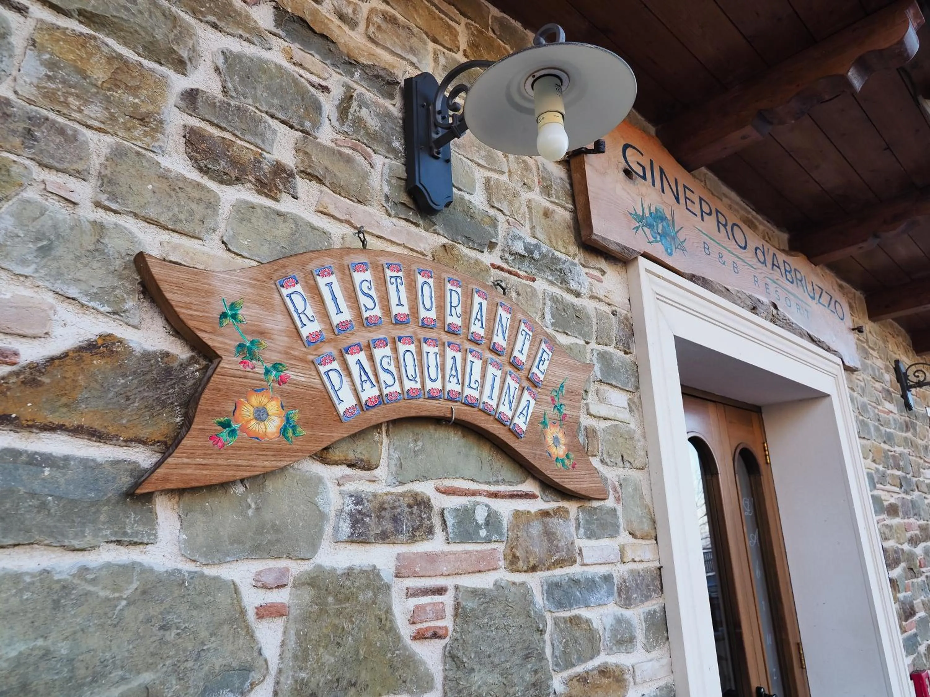 Facade/entrance in Ginepro d'Abruzzo