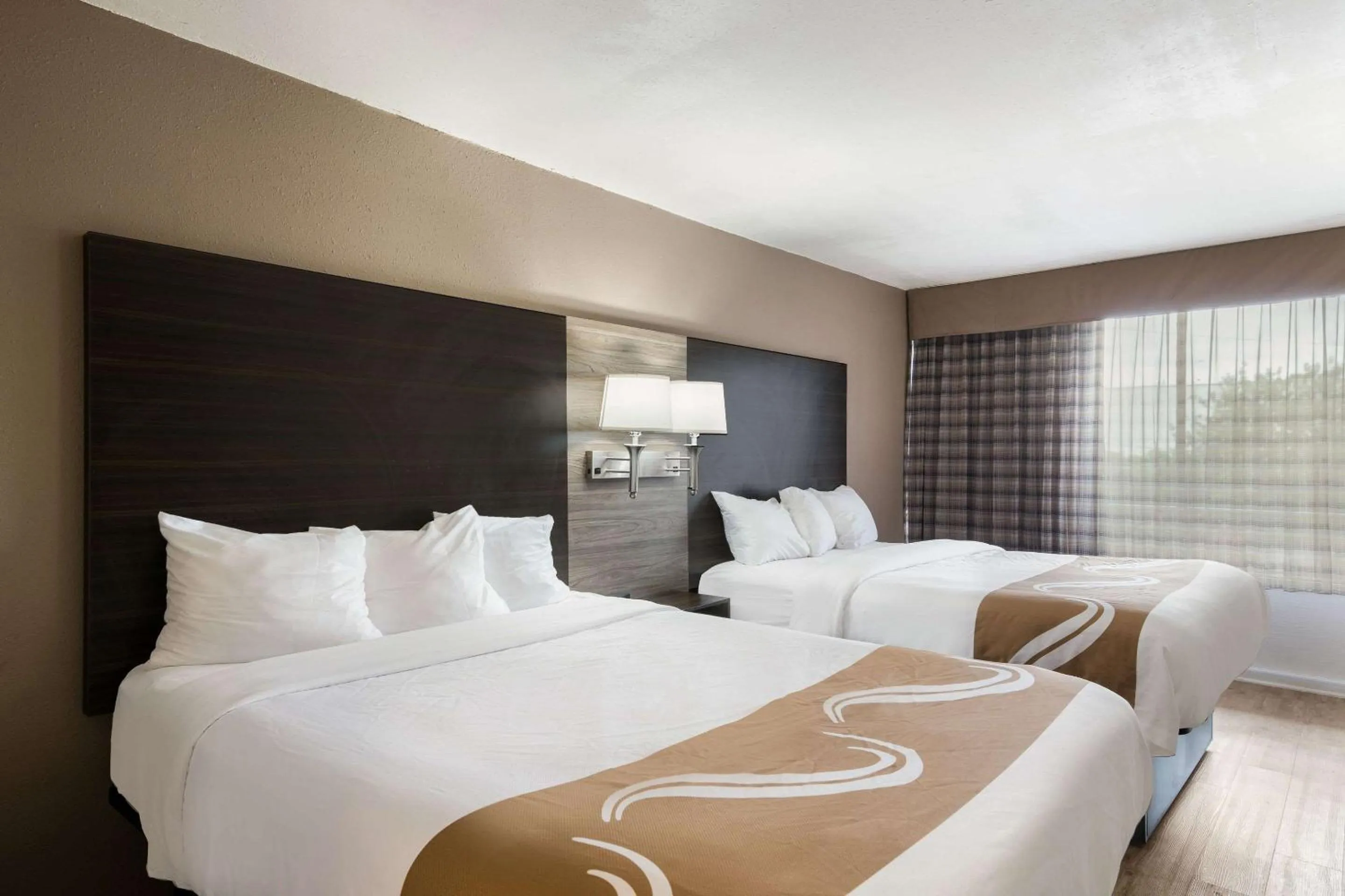 Bedroom, Bed in Quality Inn