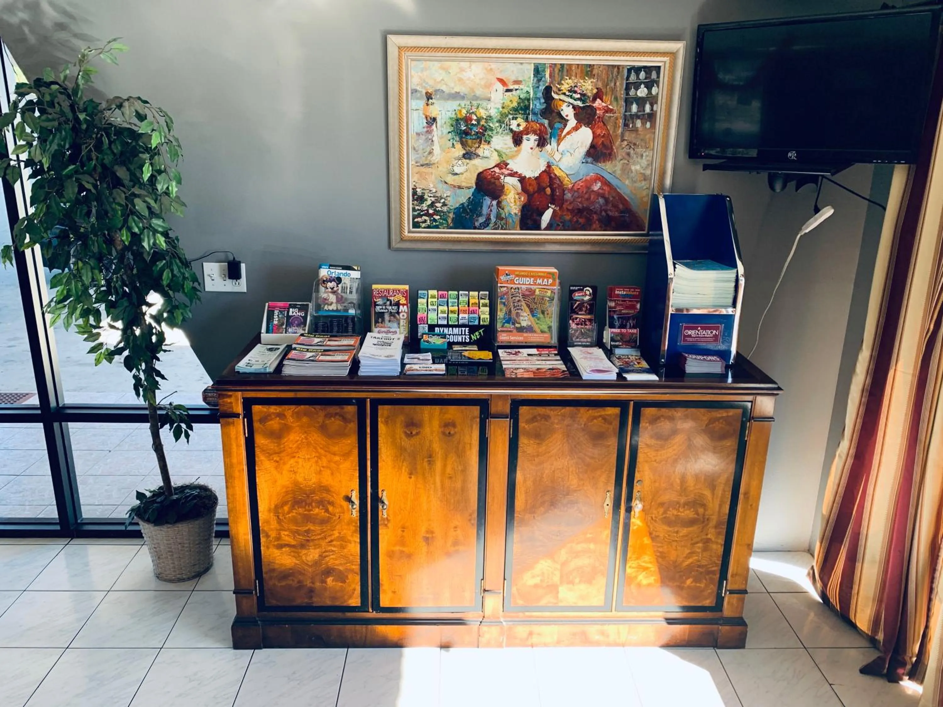 Lobby or reception in The keys