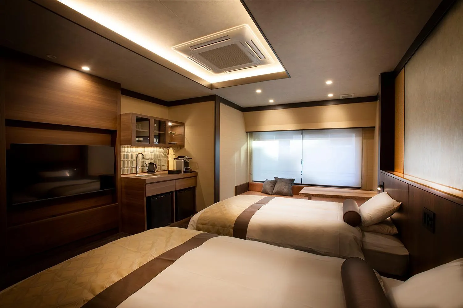 Seating area, Bed in Machiyado ICHIRYU