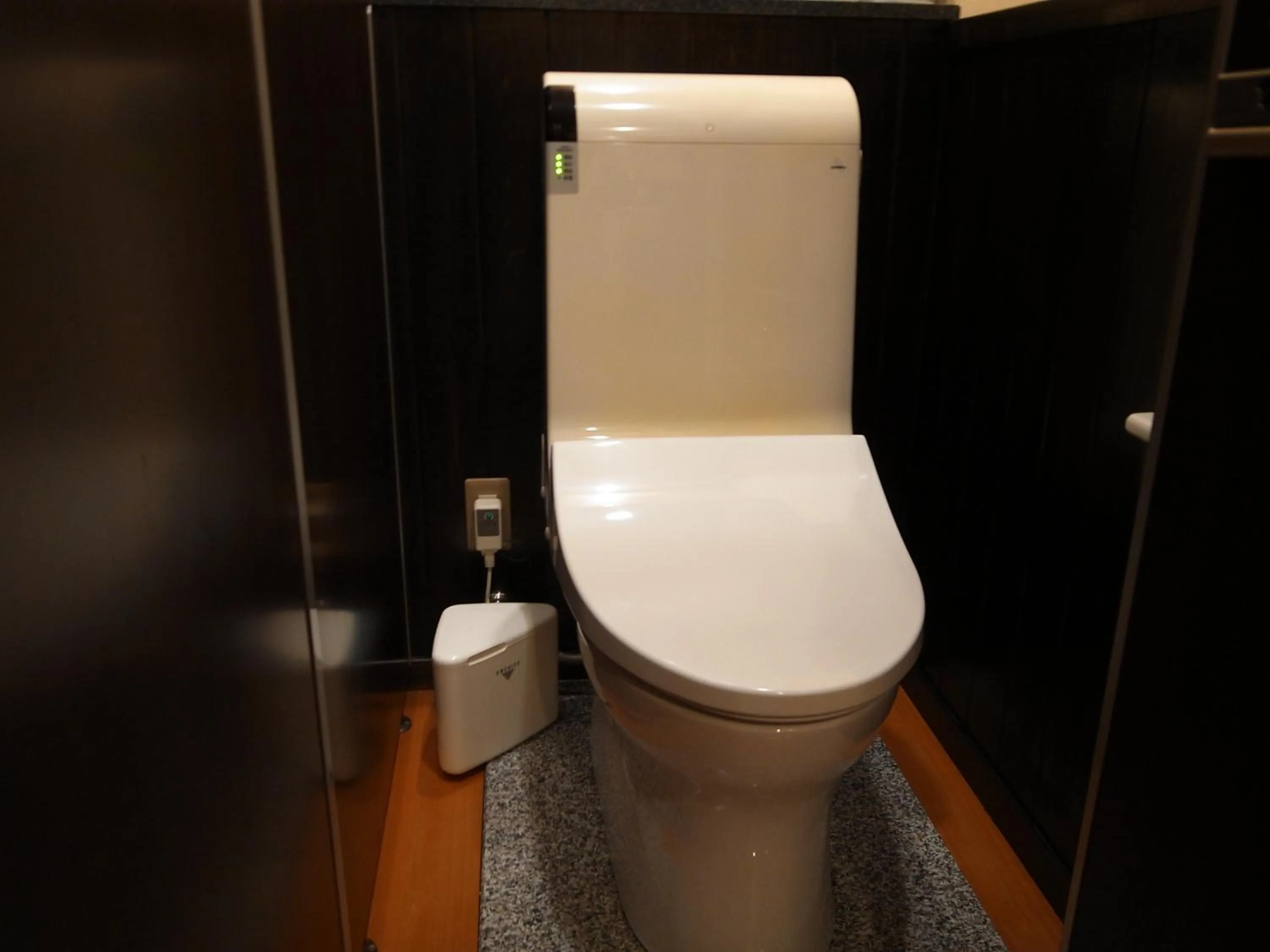 Toilet in Ryokan Murayama