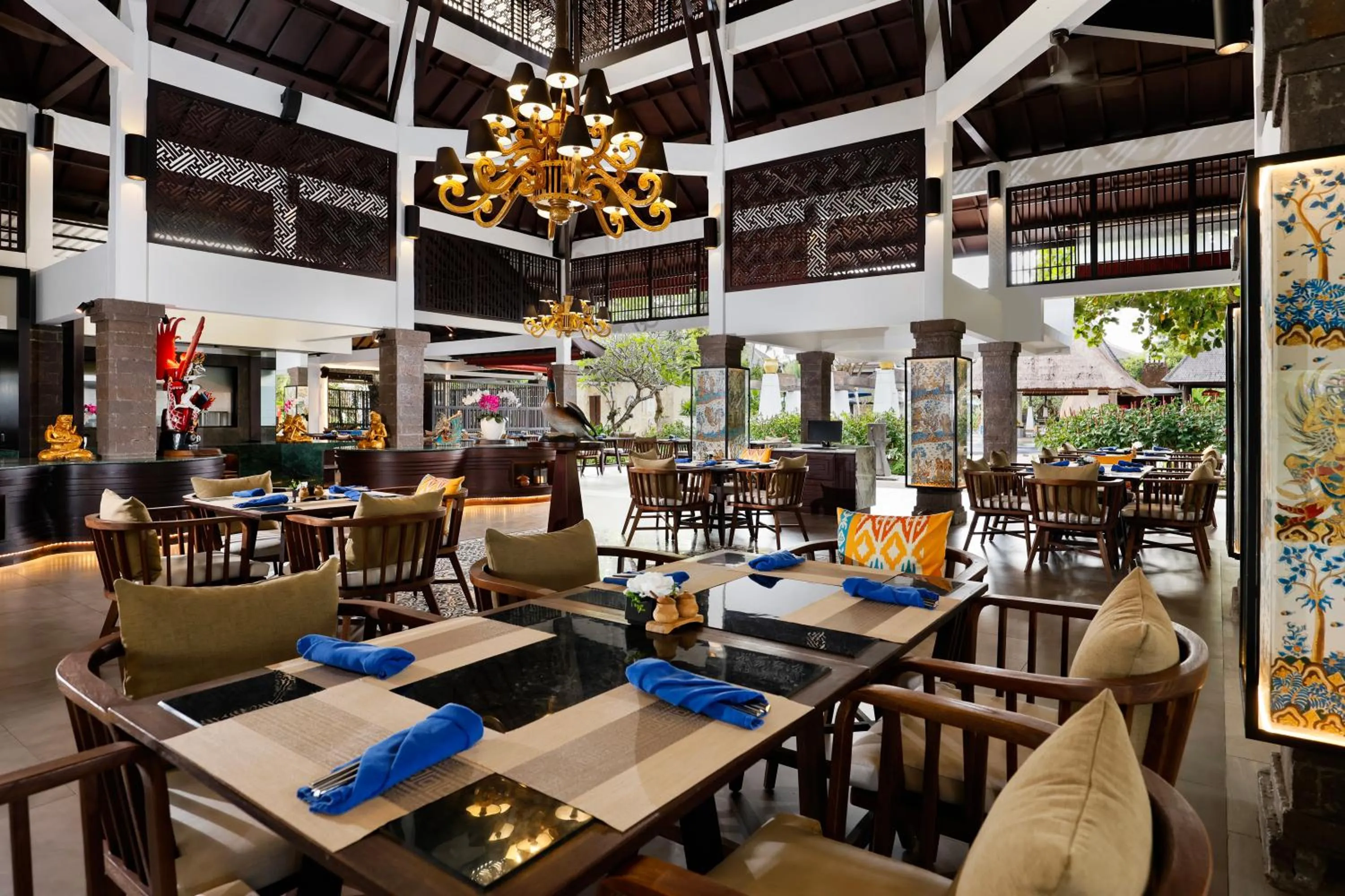 Restaurant/places to eat in Rama Beach Resort and Villas