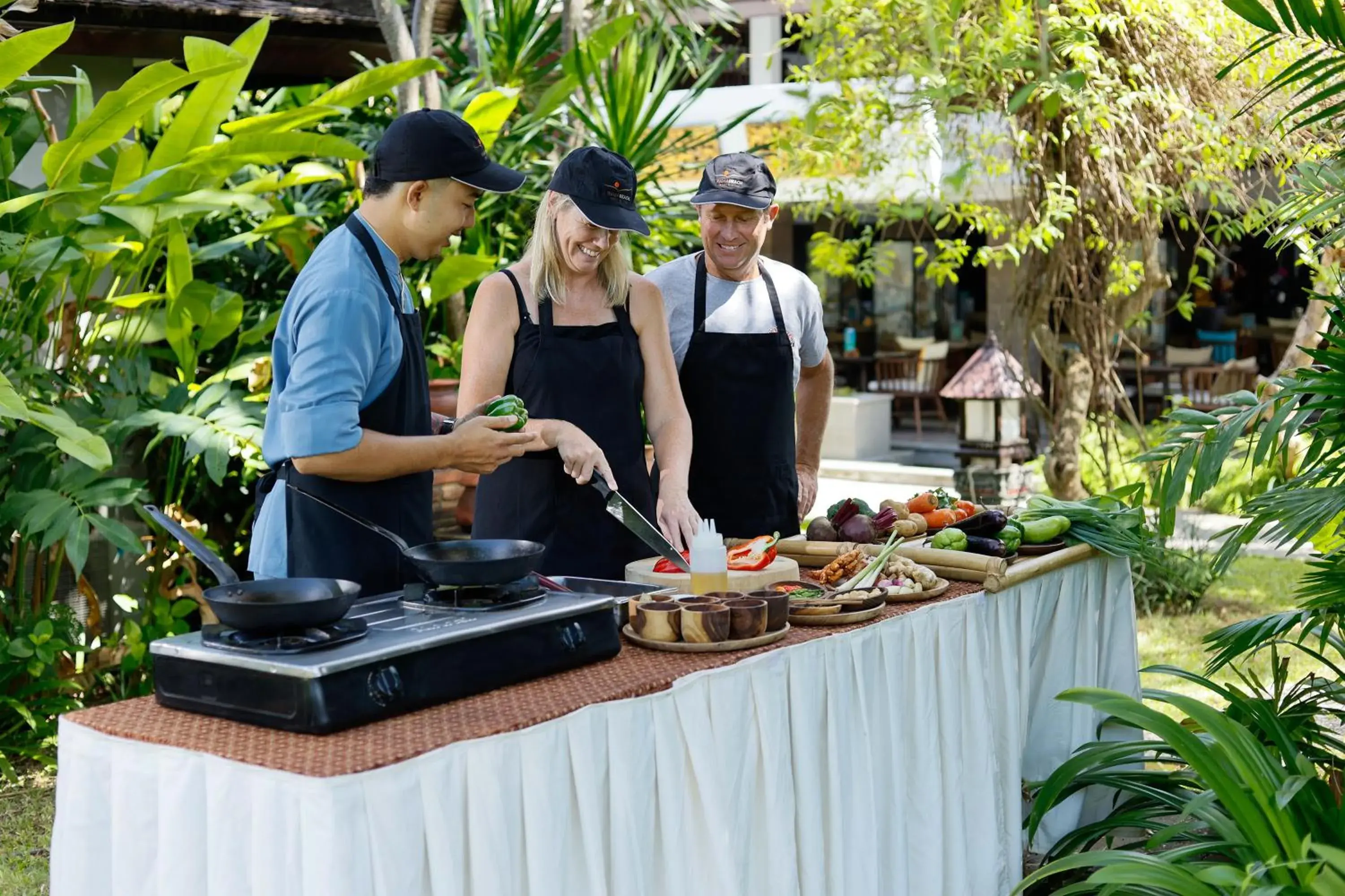 Restaurant/places to eat in Rama Beach Resort and Villas Restaurant/places to eat in Rama Beach Resort and Villas