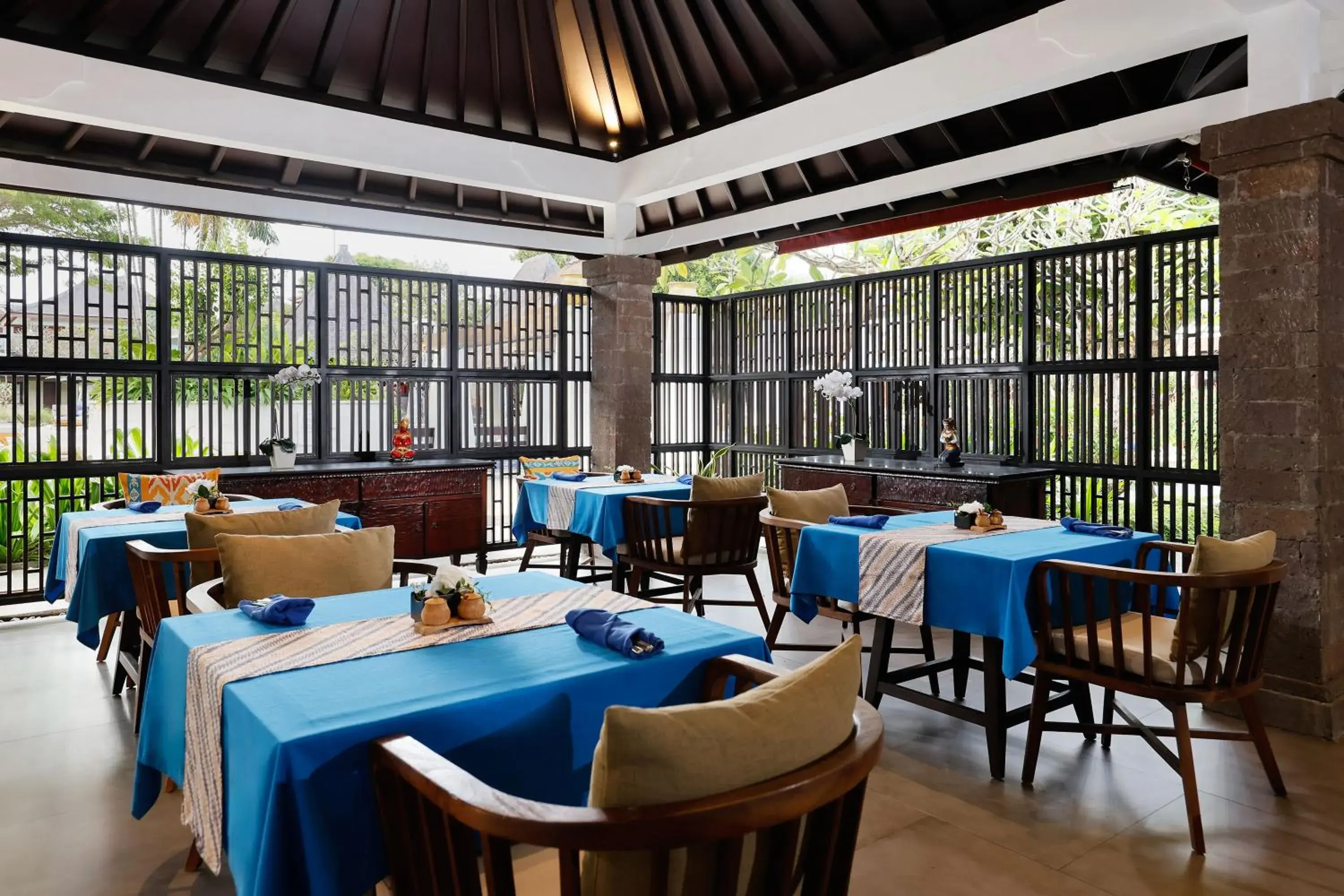 Restaurant/places to eat in Rama Beach Resort and Villas Restaurant/places to eat in Rama Beach Resort and Villas