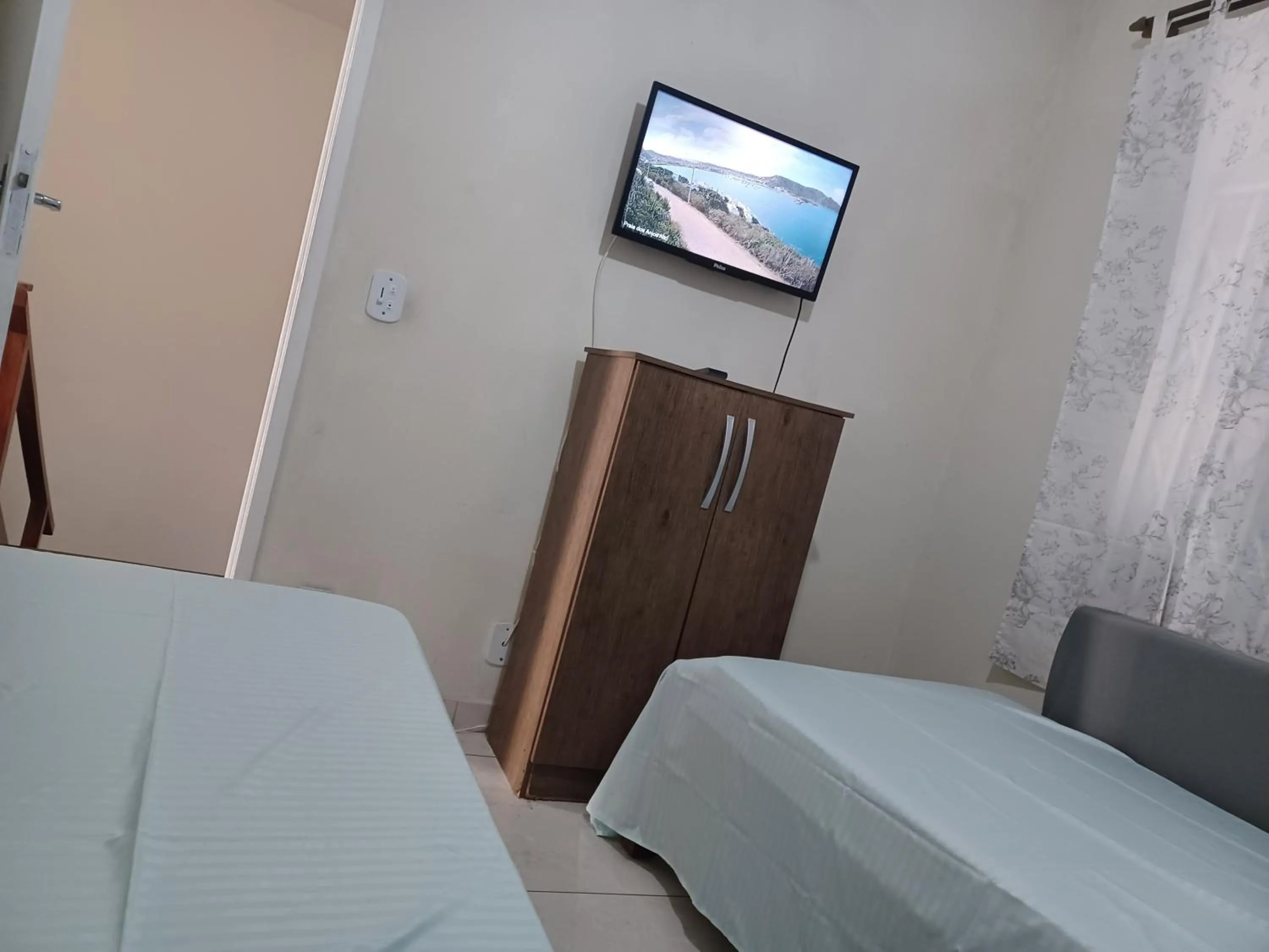 Bedroom, Bed in CASA a 3 MIN a PÉ da PRAIA DO FORTE - CHURRASQUEIRA - WI FI