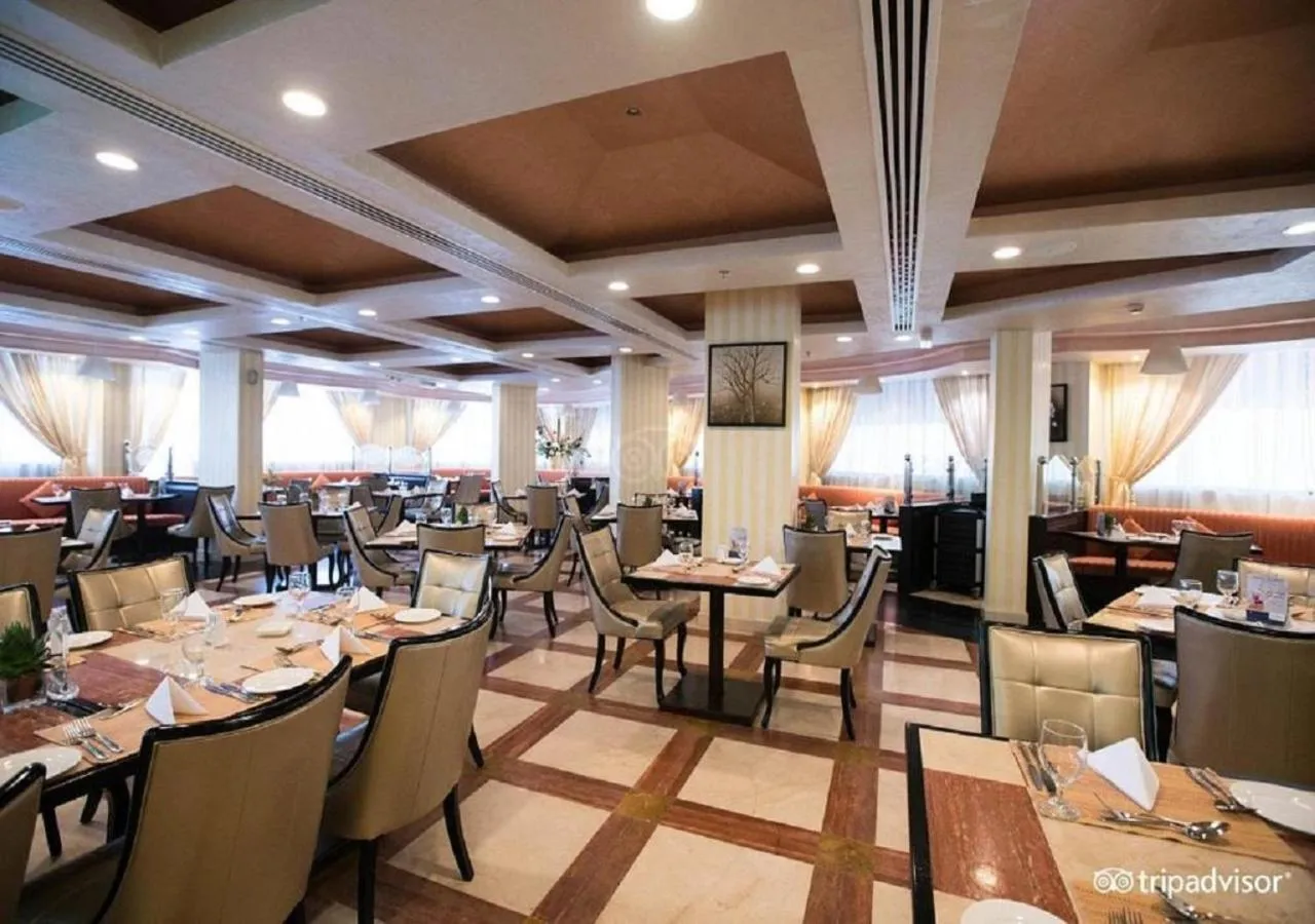 Restaurant/places to eat in Garden Hotel Muscat By Royal Titan Group