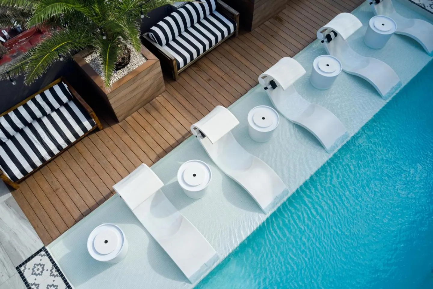 Swimming pool, Pool View in KAYAK Luna Playa del Carmen