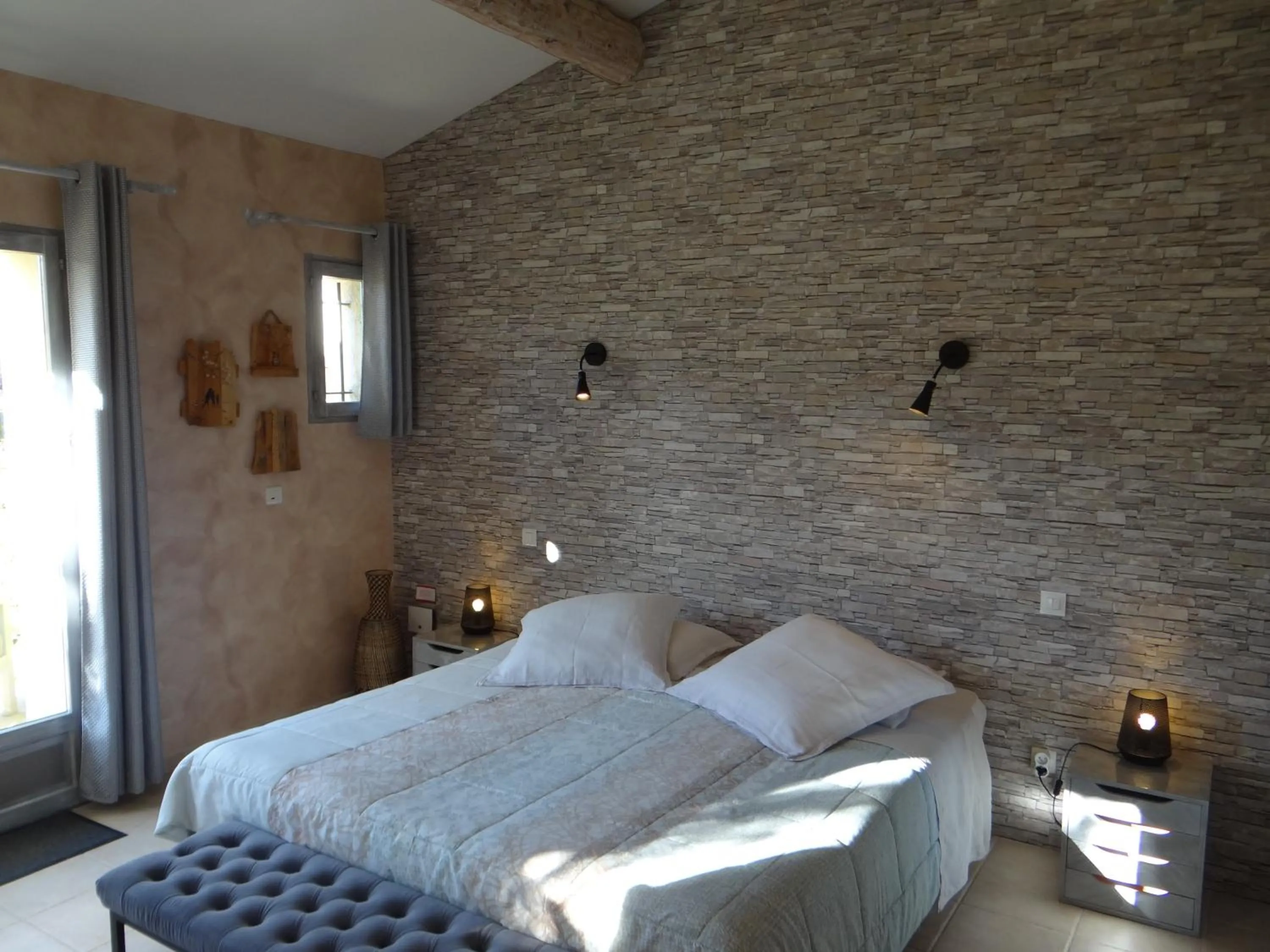 Bedroom, Bed in Mas Val-Chênaie Gordes
