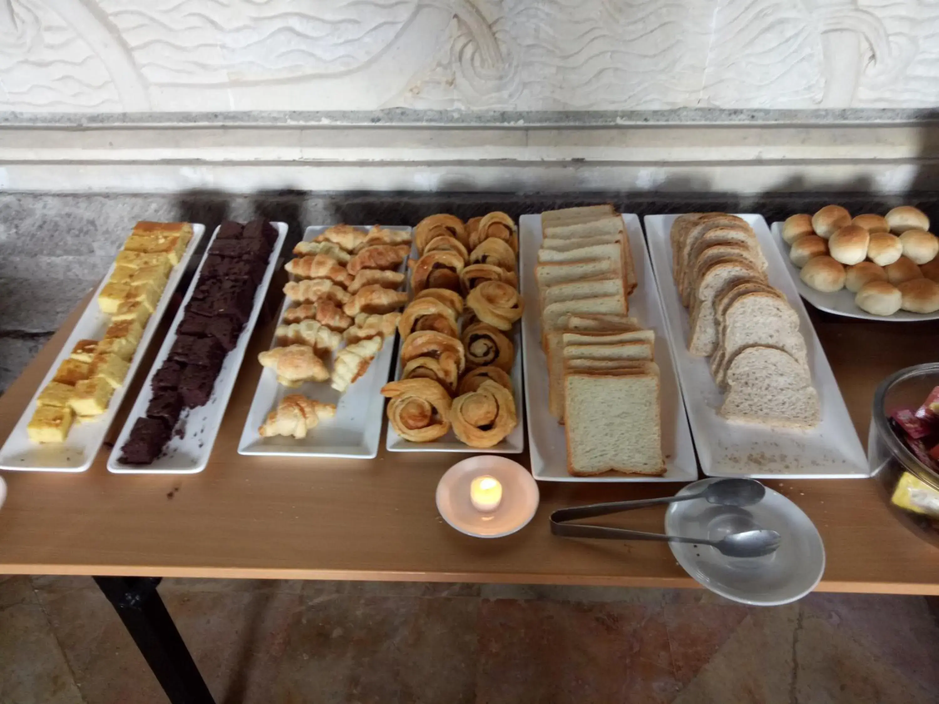 Food and drinks in The Payogan Villa Resort and Spa Food and drinks in The Payogan Villa Resort and Spa