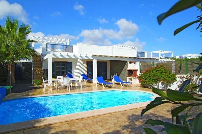 Swimming pool in Sun Grove Villas & Spa