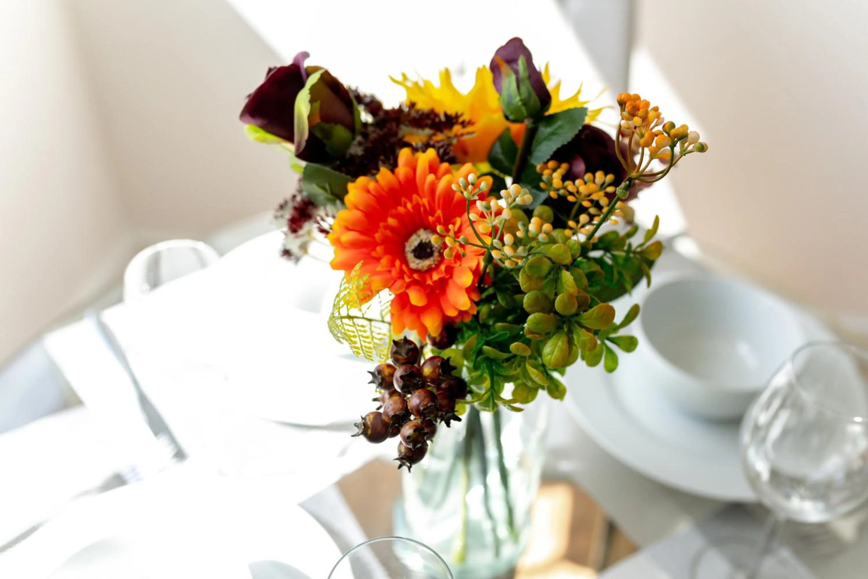 Food and drinks in Skyvillion - COZY APARTMENTS in Enfield Town With Free Parking & Wifi