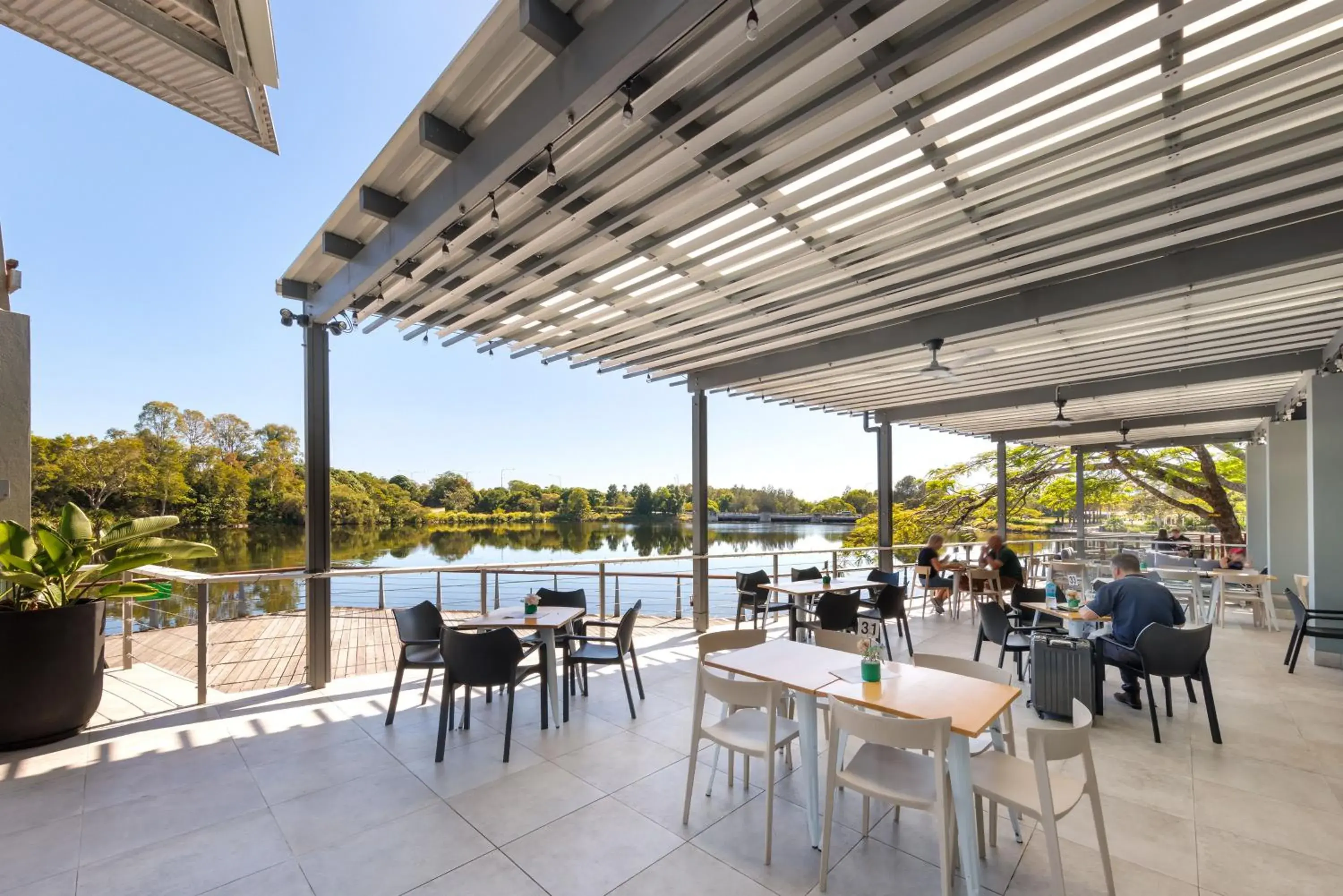 Restaurant/places to eat in Best Western Plus North Lakes Hotel Restaurant/places to eat in Best Western Plus North Lakes Hotel