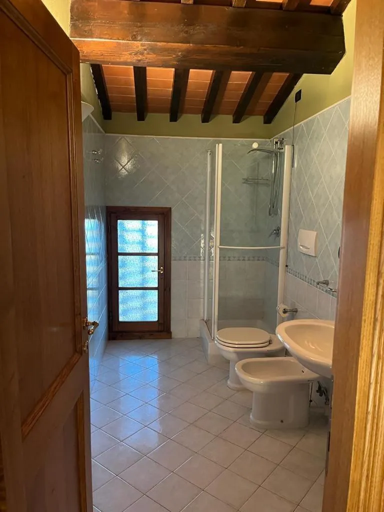 Bathroom in Gatto Bianco Tizzauli