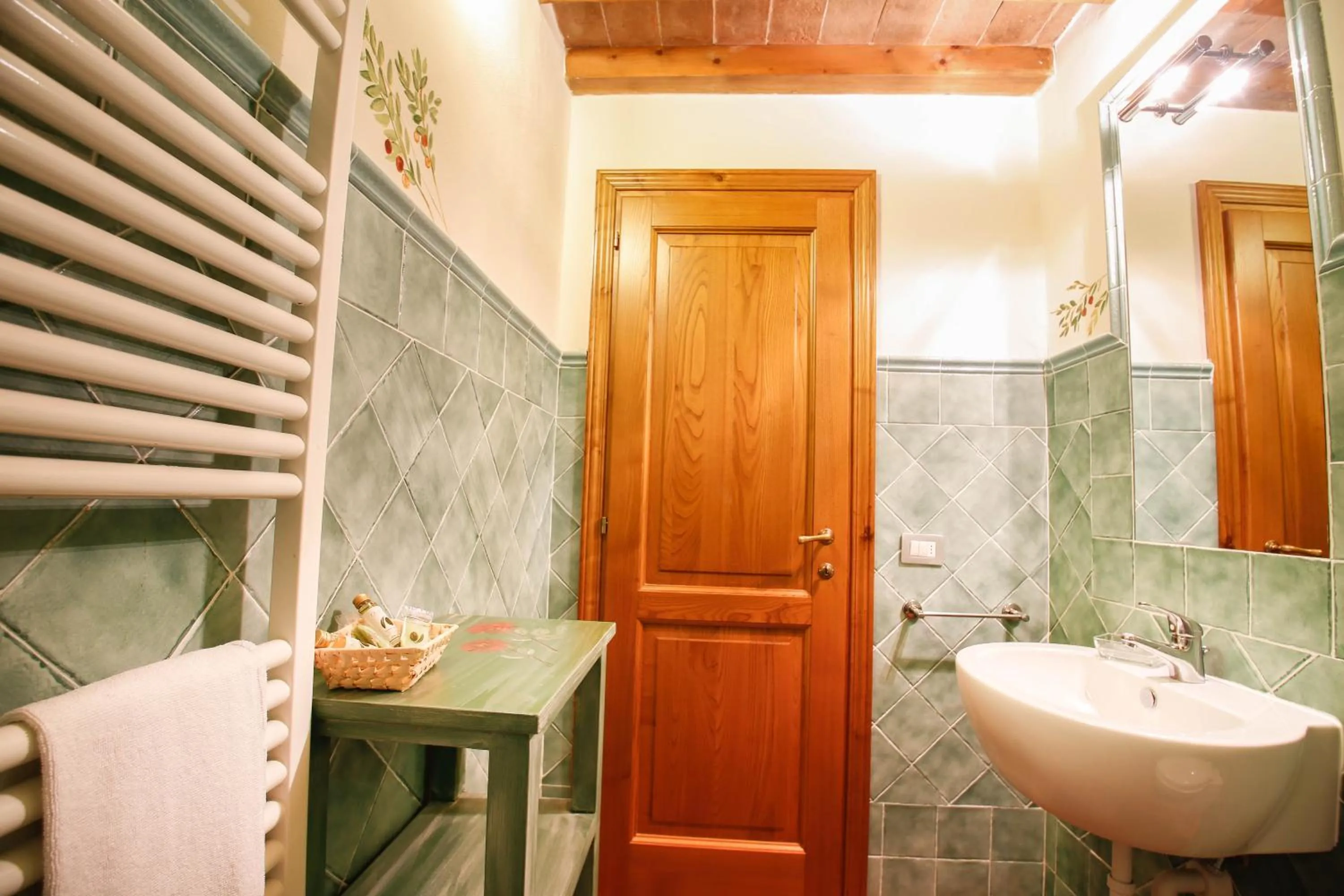 Bathroom in Gatto Bianco Tizzauli