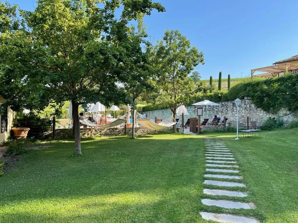 Gatto Bianco Tizzauli