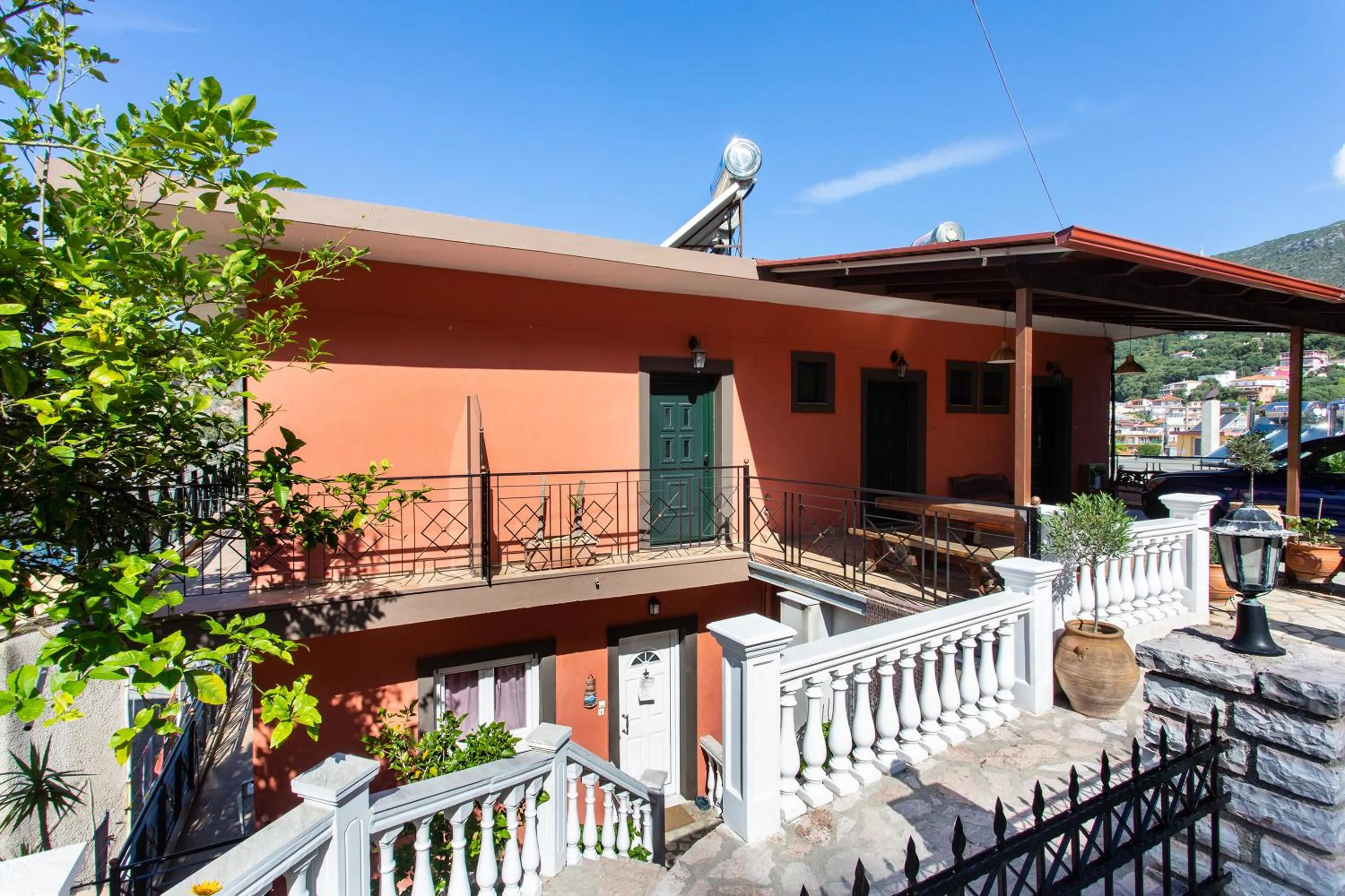 Studio with Street View in Petros Penthouse