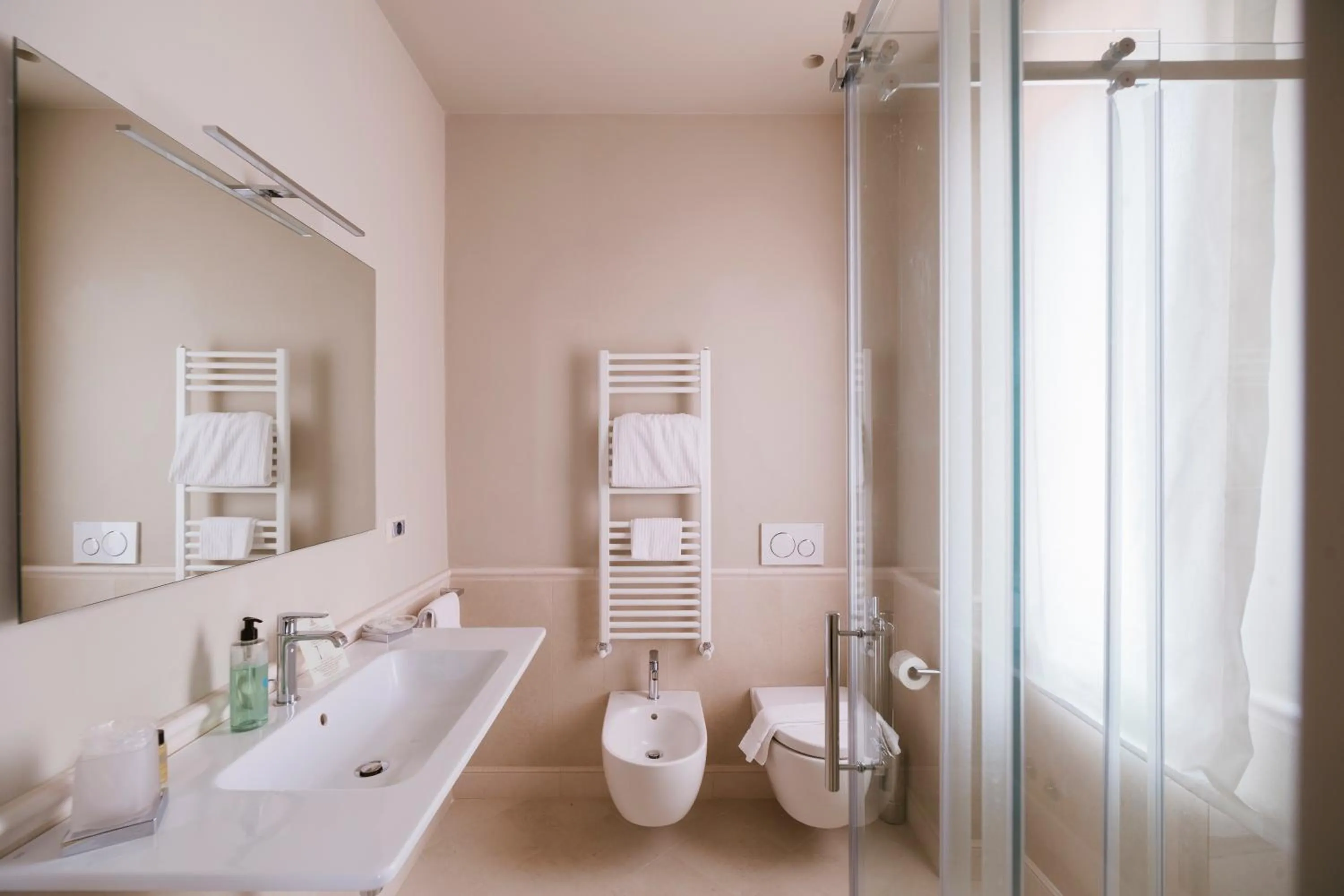 Bathroom in Hotel Miramare