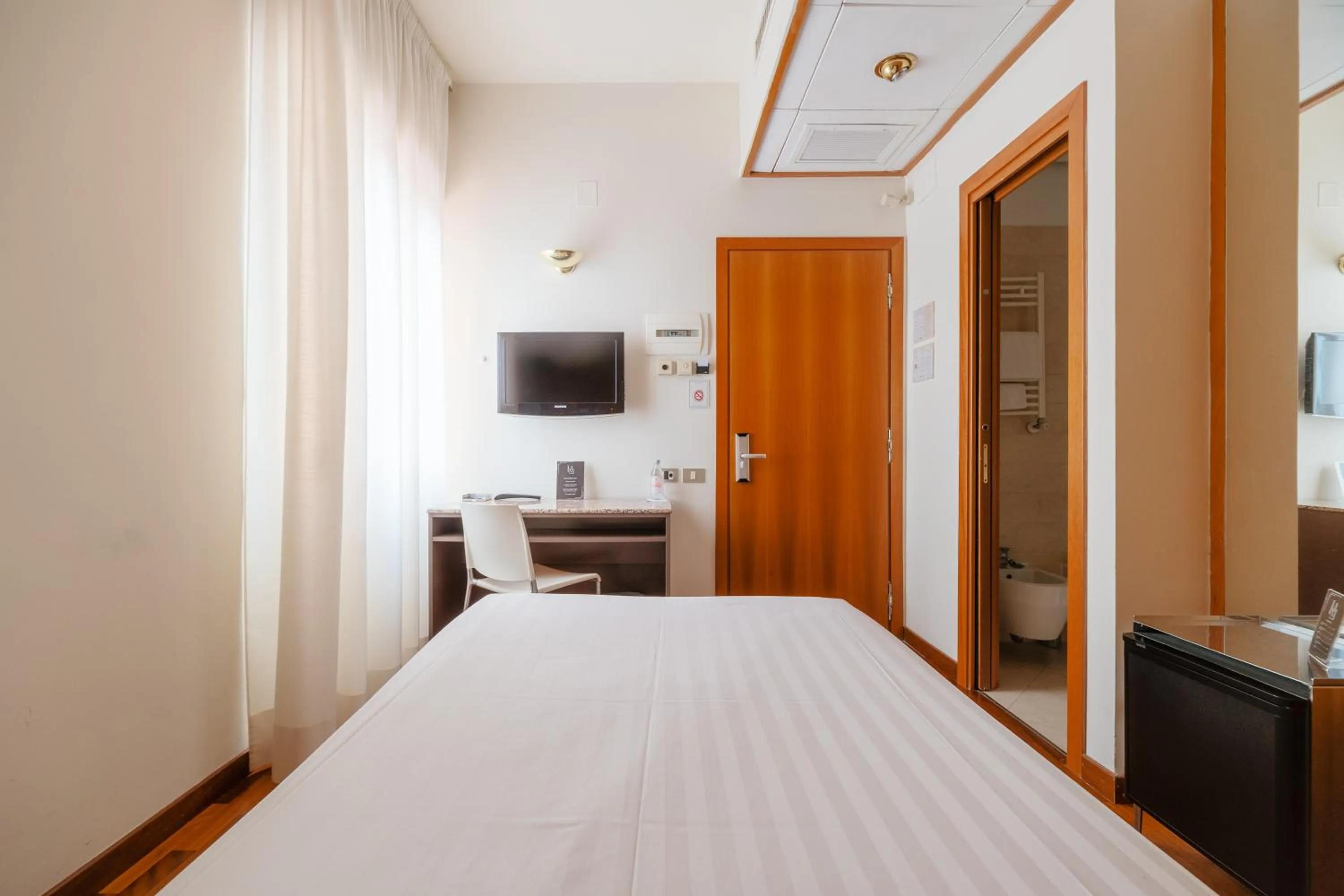 Bedroom, Bed in Hotel Miramare