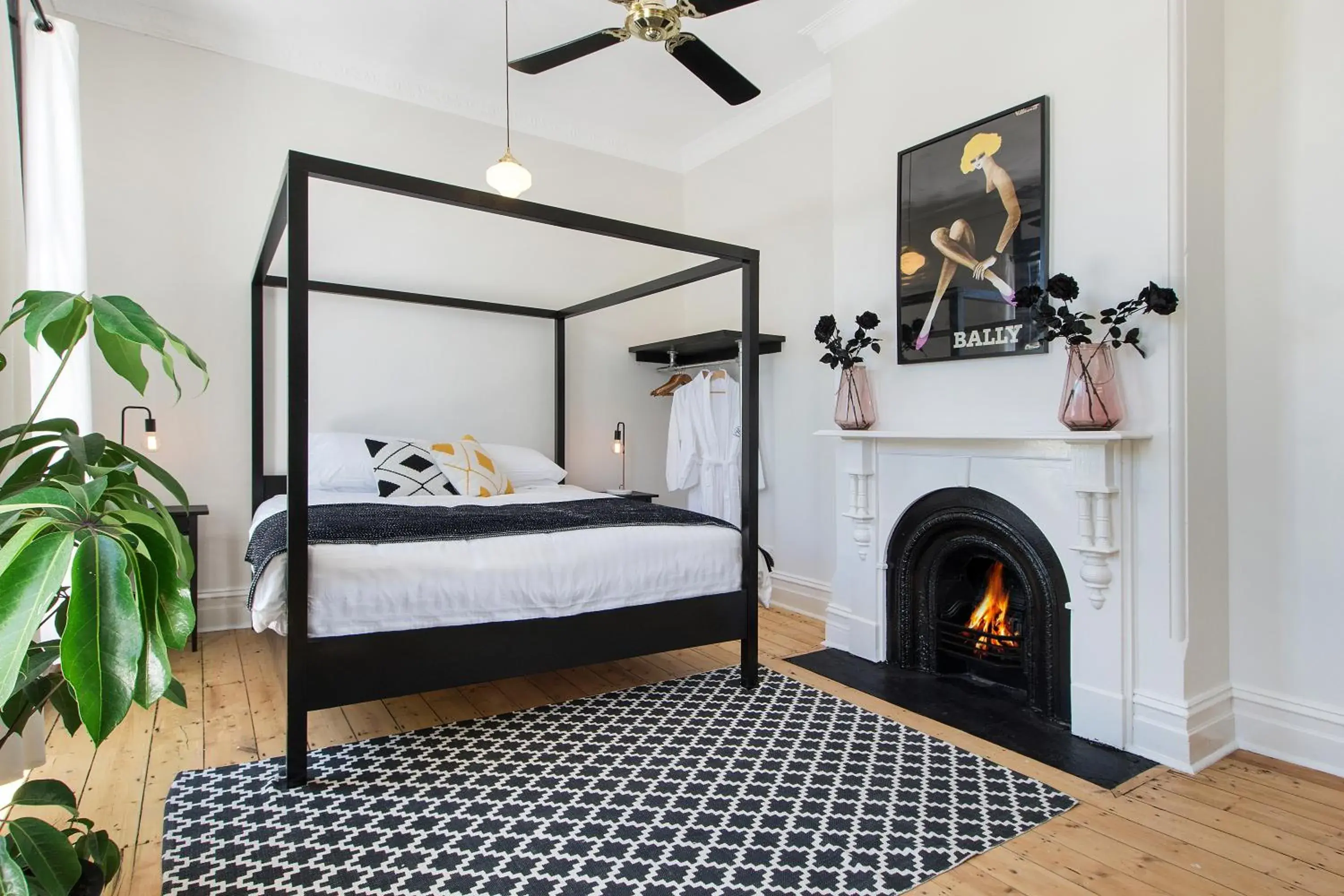 Double Room with Shared Bathroom in The Local Hotel Double Room with Shared Bathroom in The Local Hotel