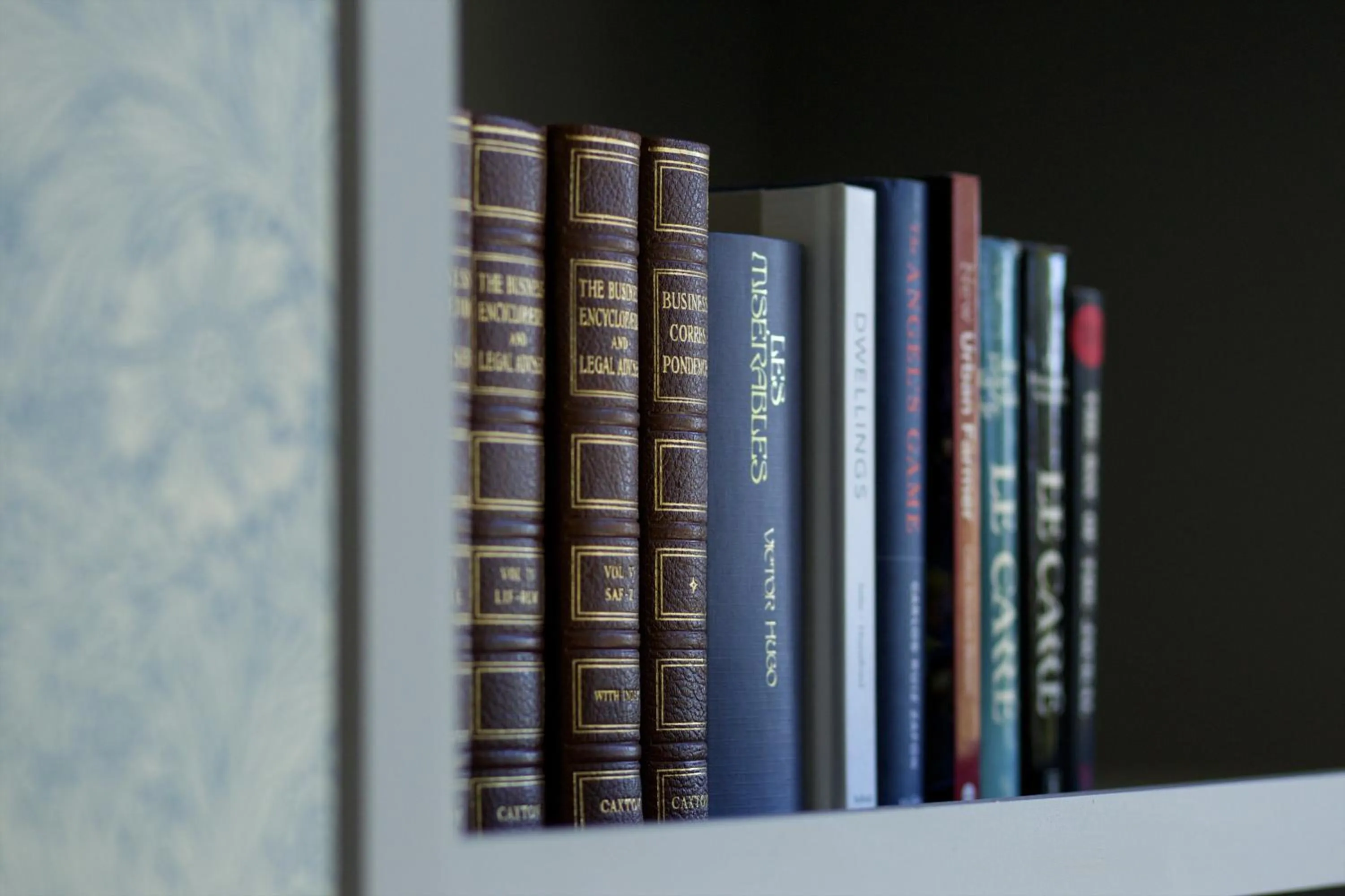 Library in The Manor at Sway – Hotel, Restaurant and Gardens