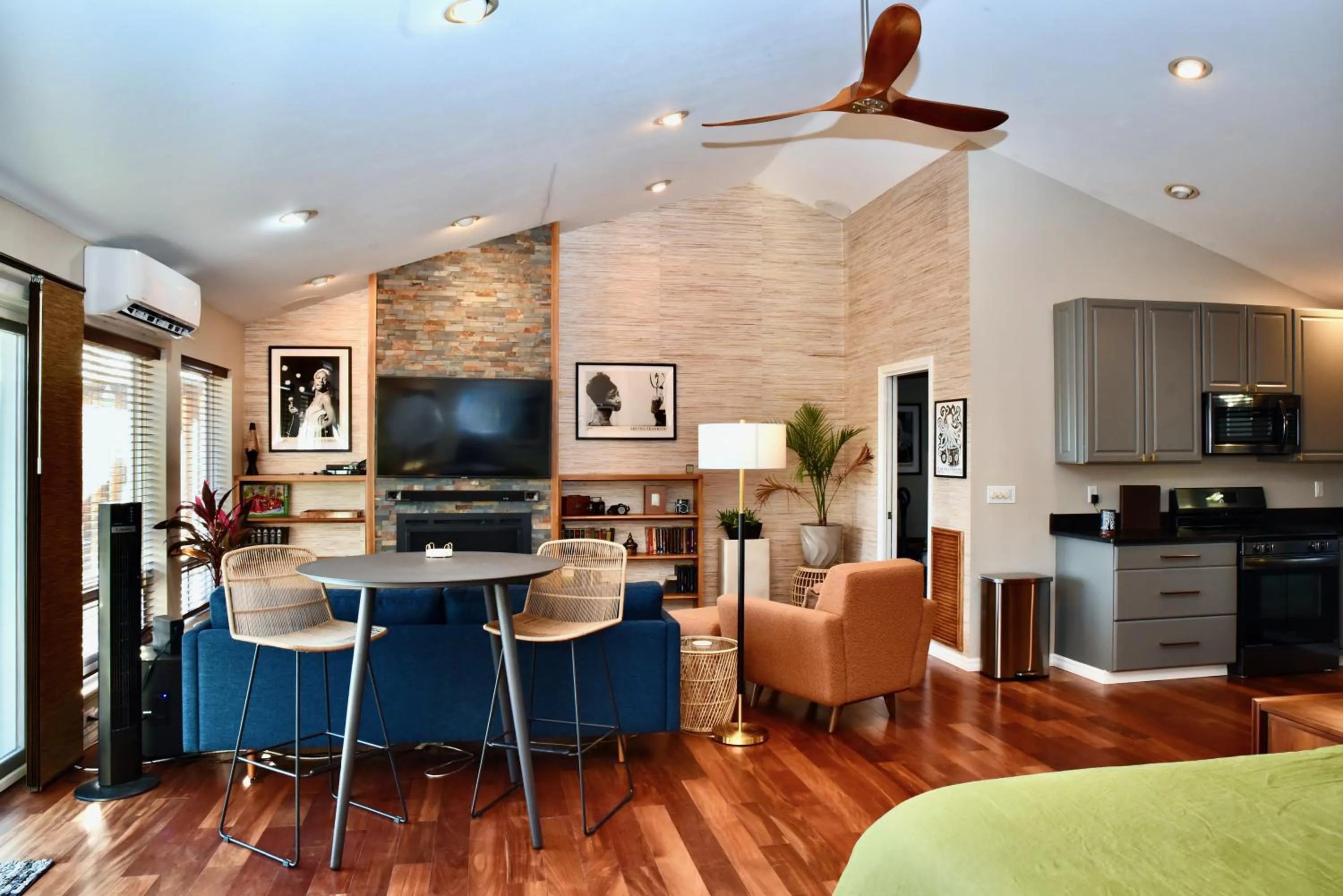 Beaver Lake Cottages