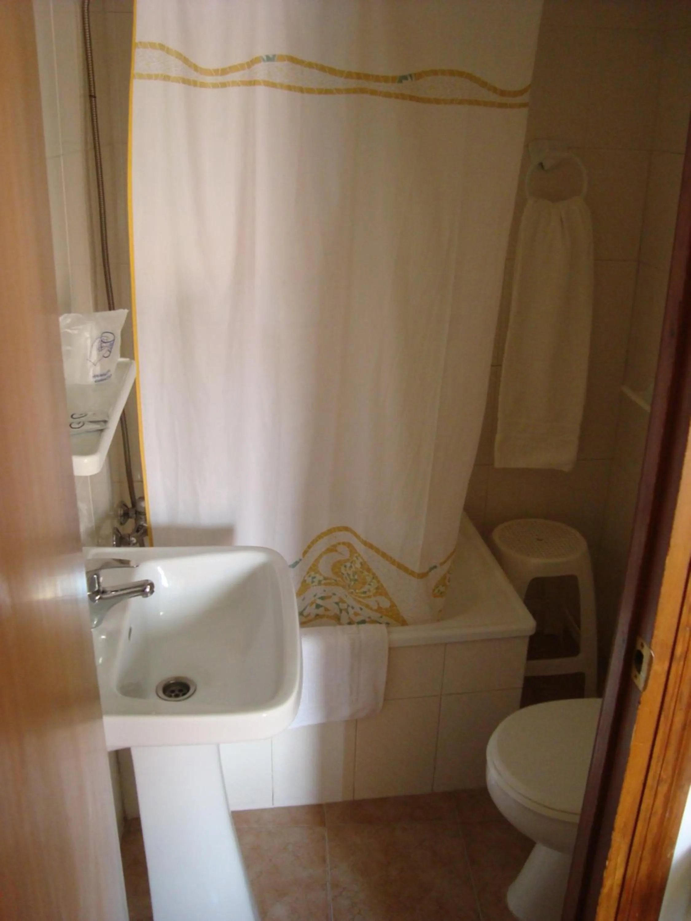 Bathroom in Hostal Durán