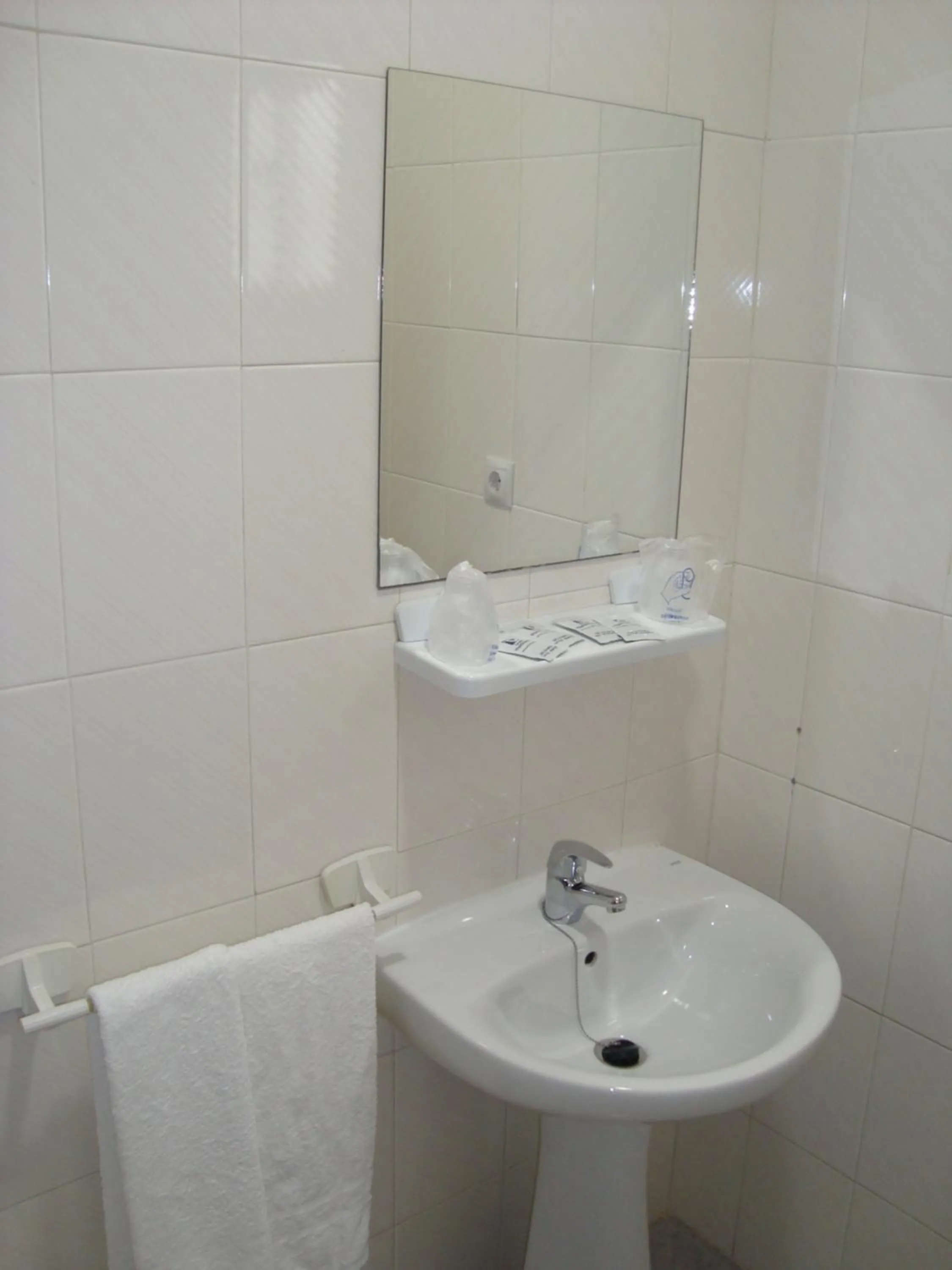 Bathroom in Hostal Durán