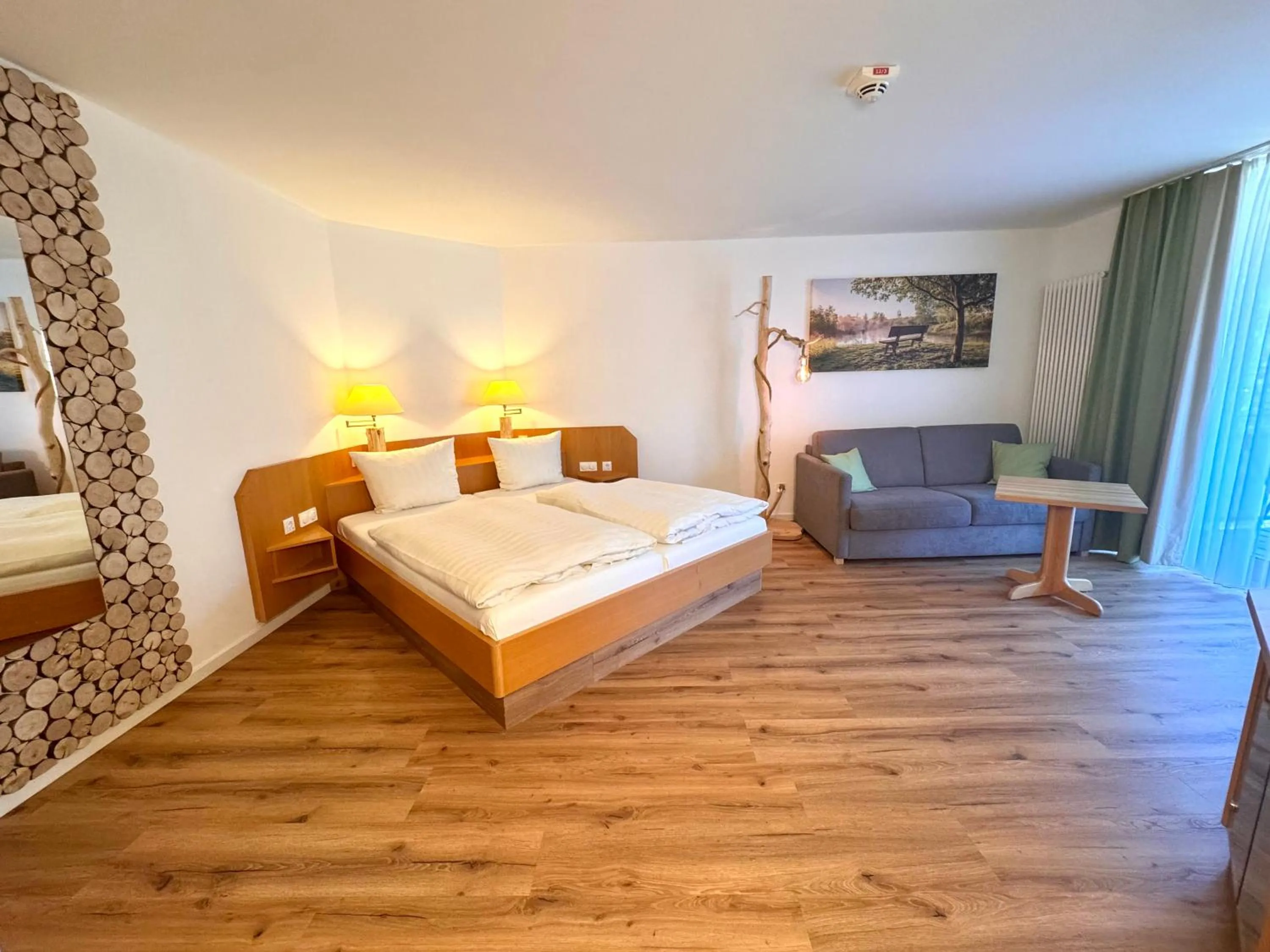 Photo of the whole room, Bed in Hotel - Restaurant Bastenhaus