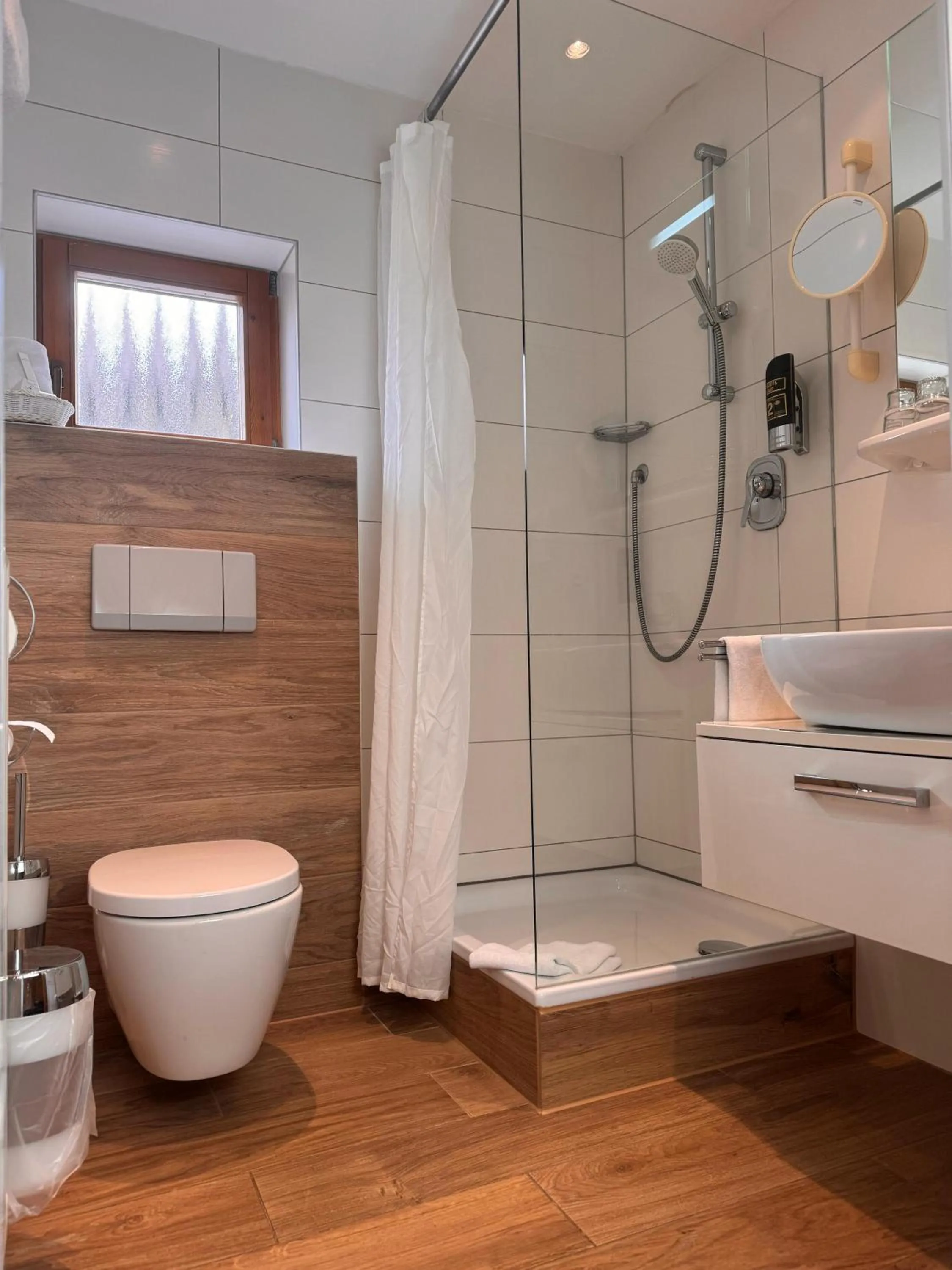 Bathroom in Hotel - Restaurant Bastenhaus