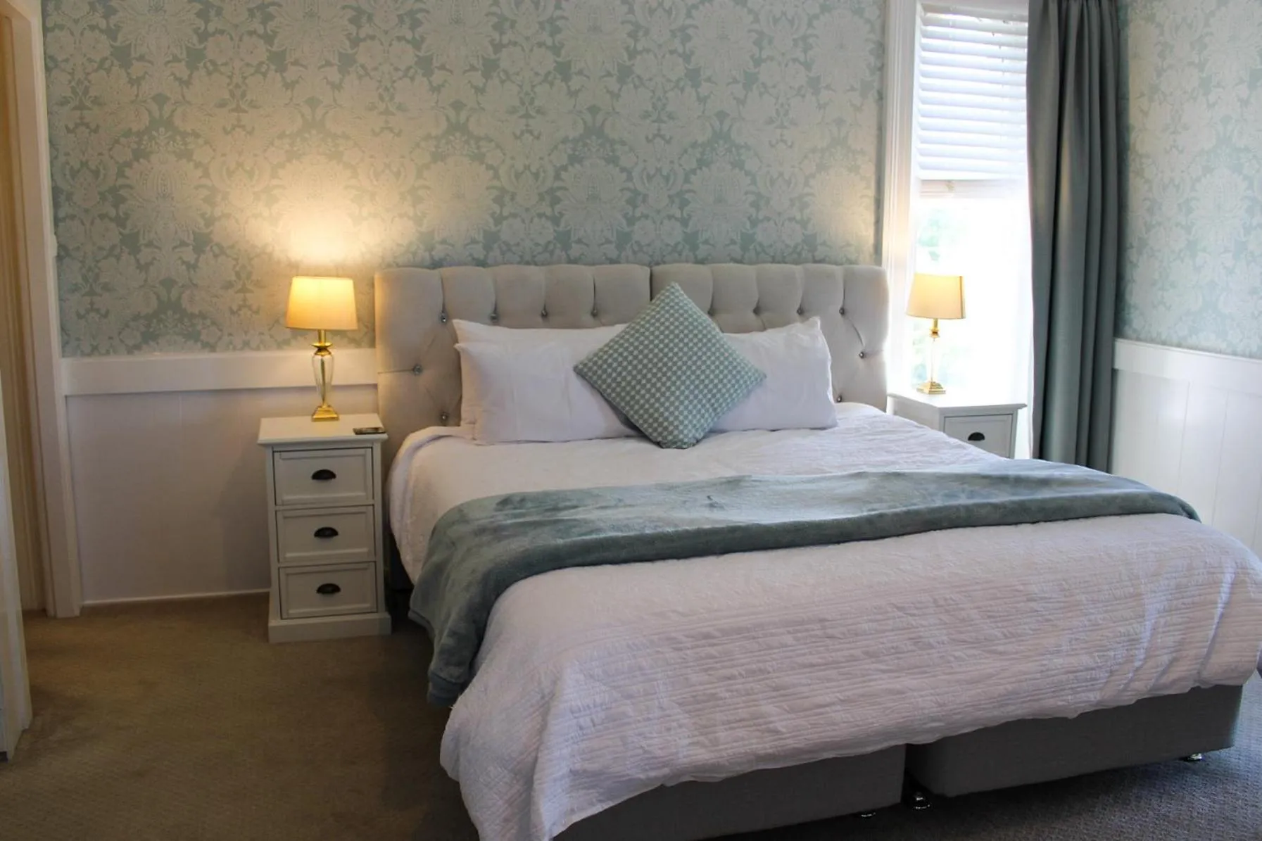 Bed in Windarra on High