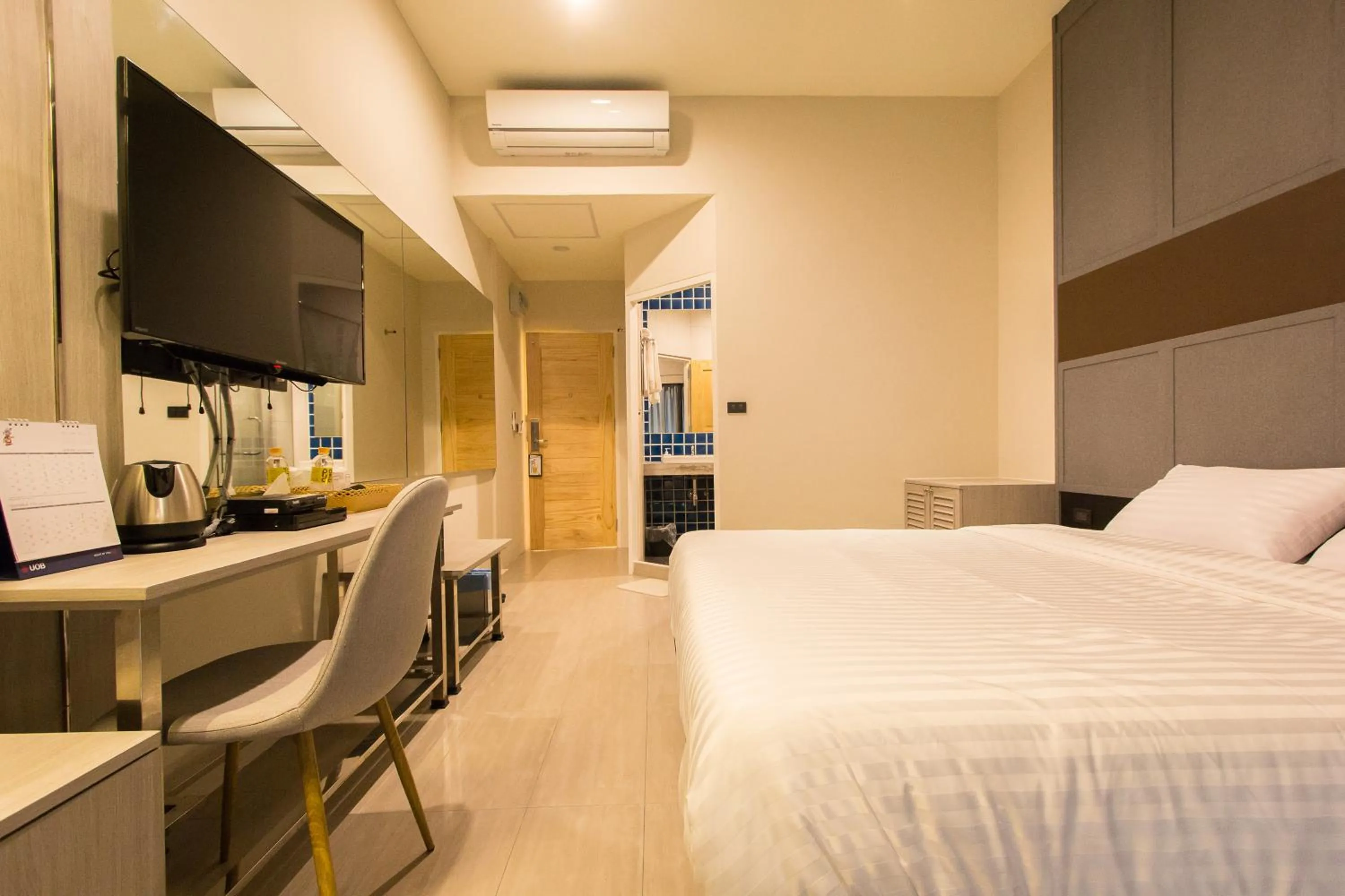 Bedroom, Bed in Lazy Sunday hostel