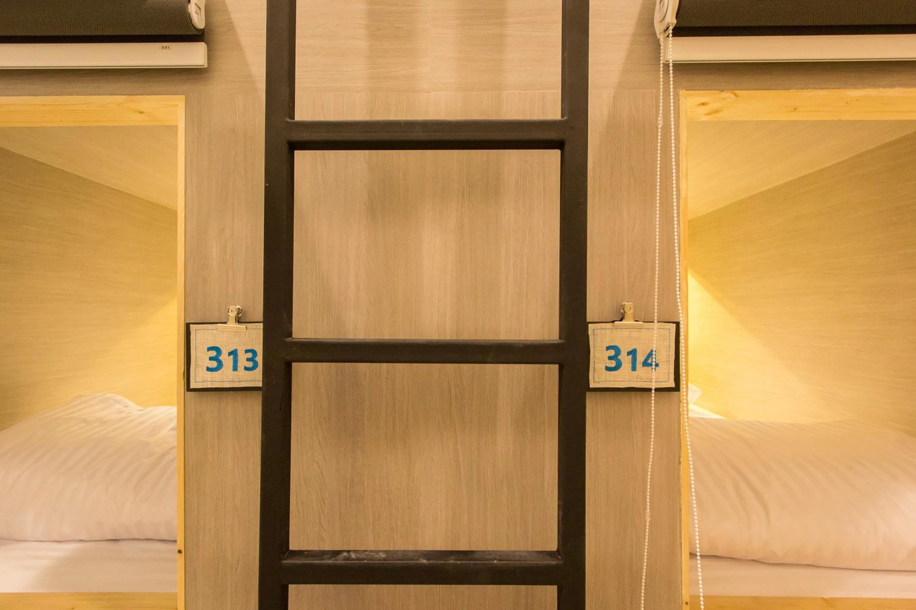 Photo of the whole room, Bed in Lazy Sunday hostel