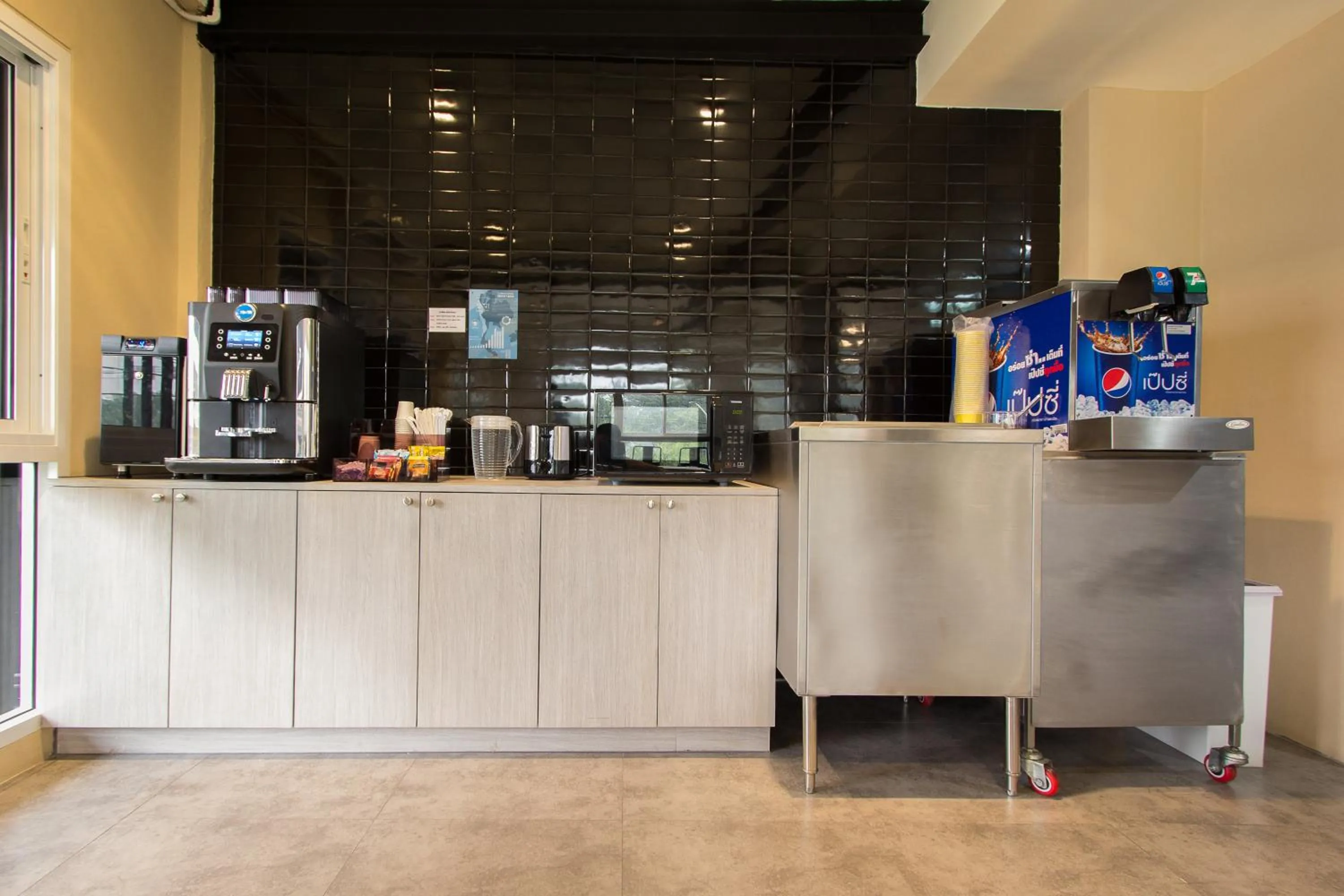 Coffee/tea facilities in Lazy Sunday hostel