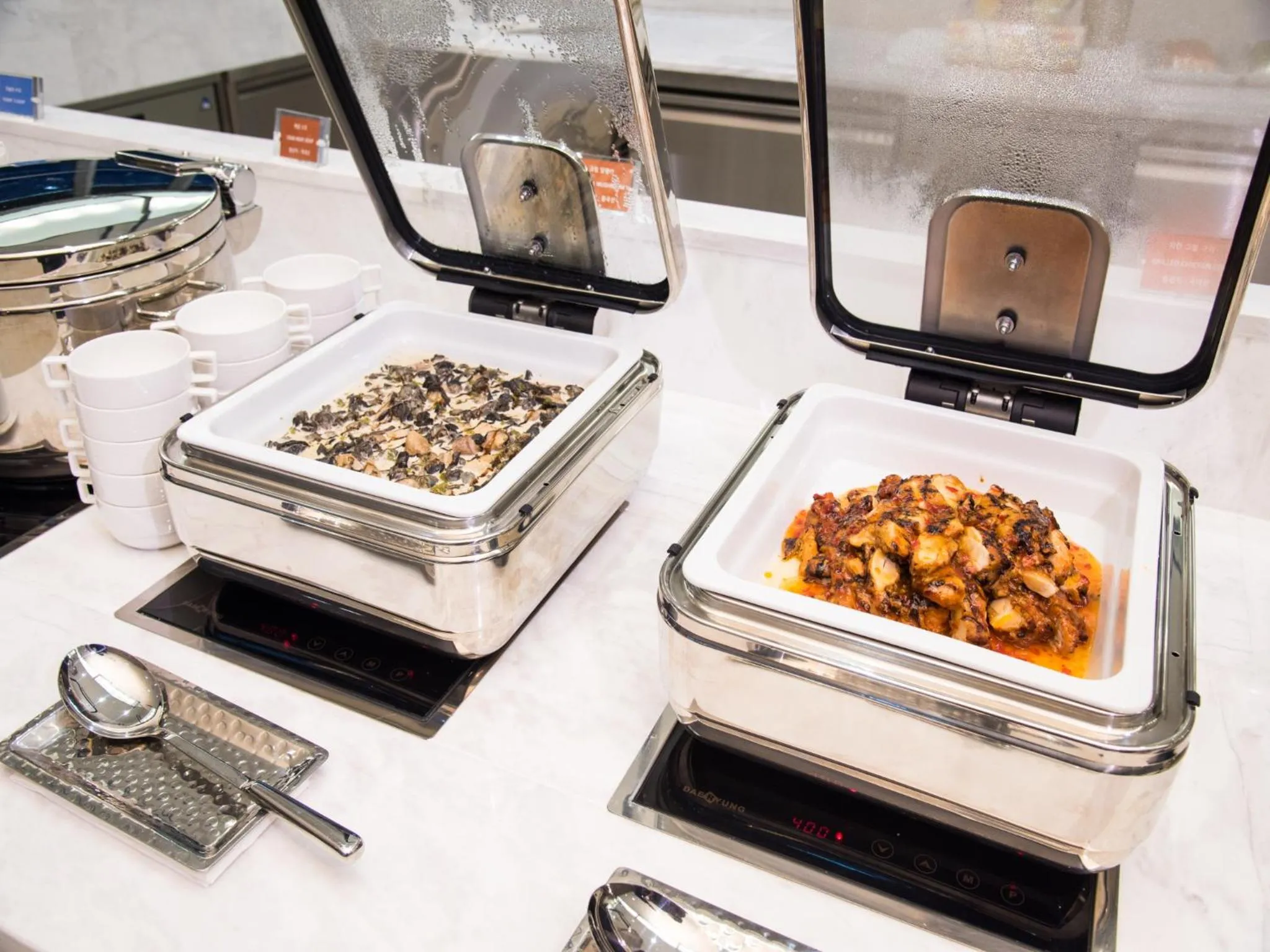 Food in Hotel Tops 10