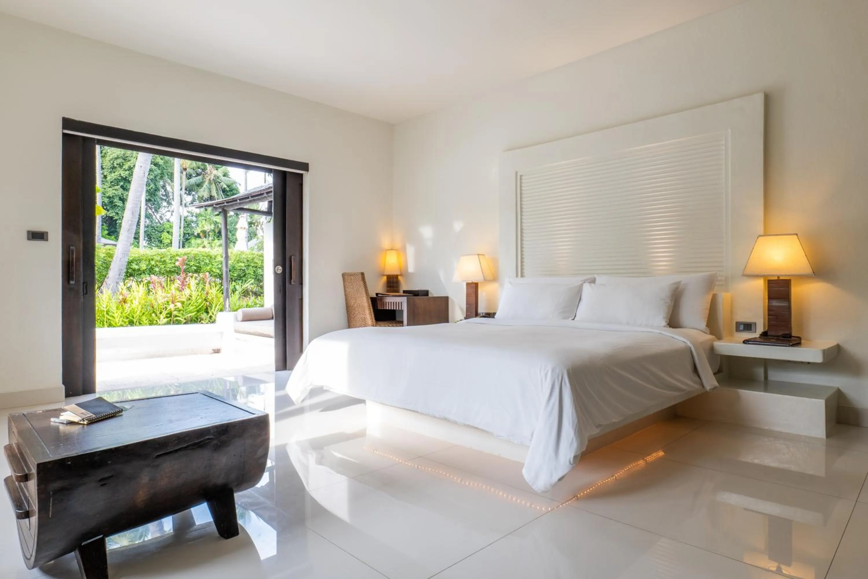 Bedroom, Bed in The Racha