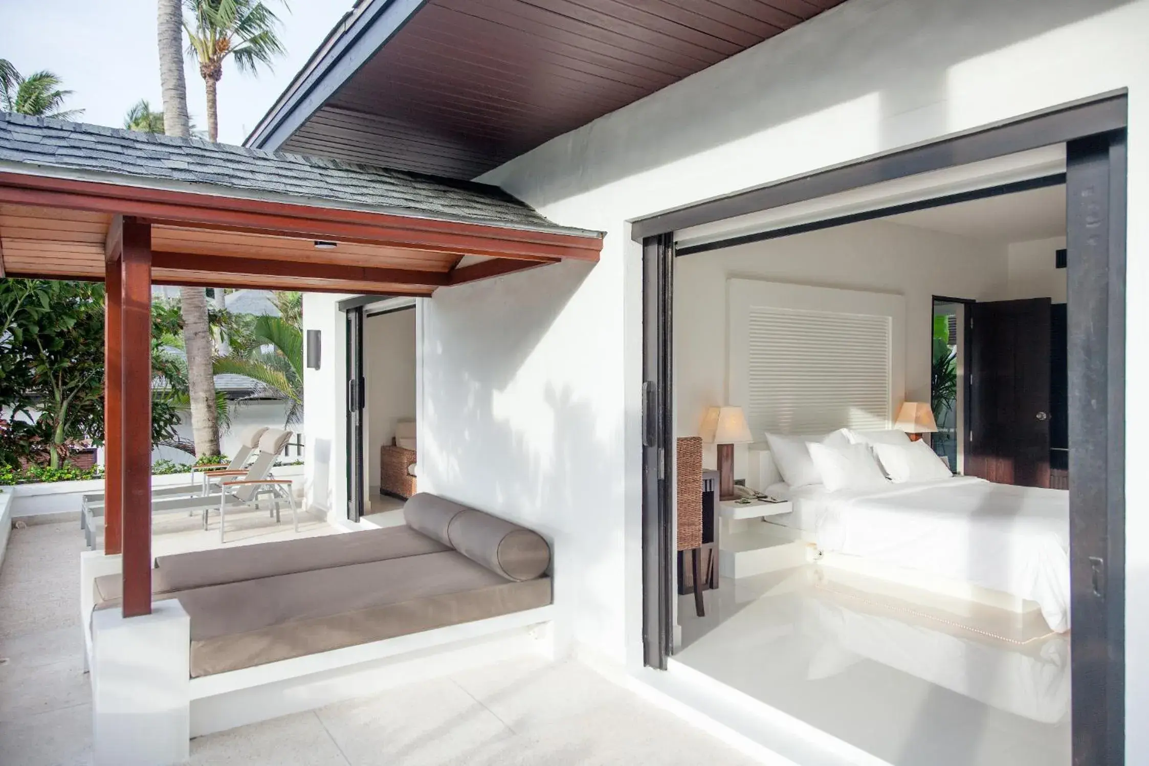 Junior Pool Suite in The Racha Junior Pool Suite in The Racha