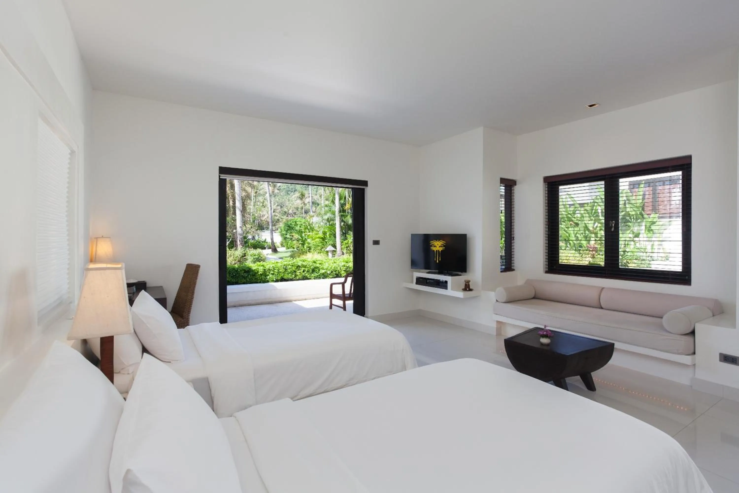 Bedroom, Bed in The Racha