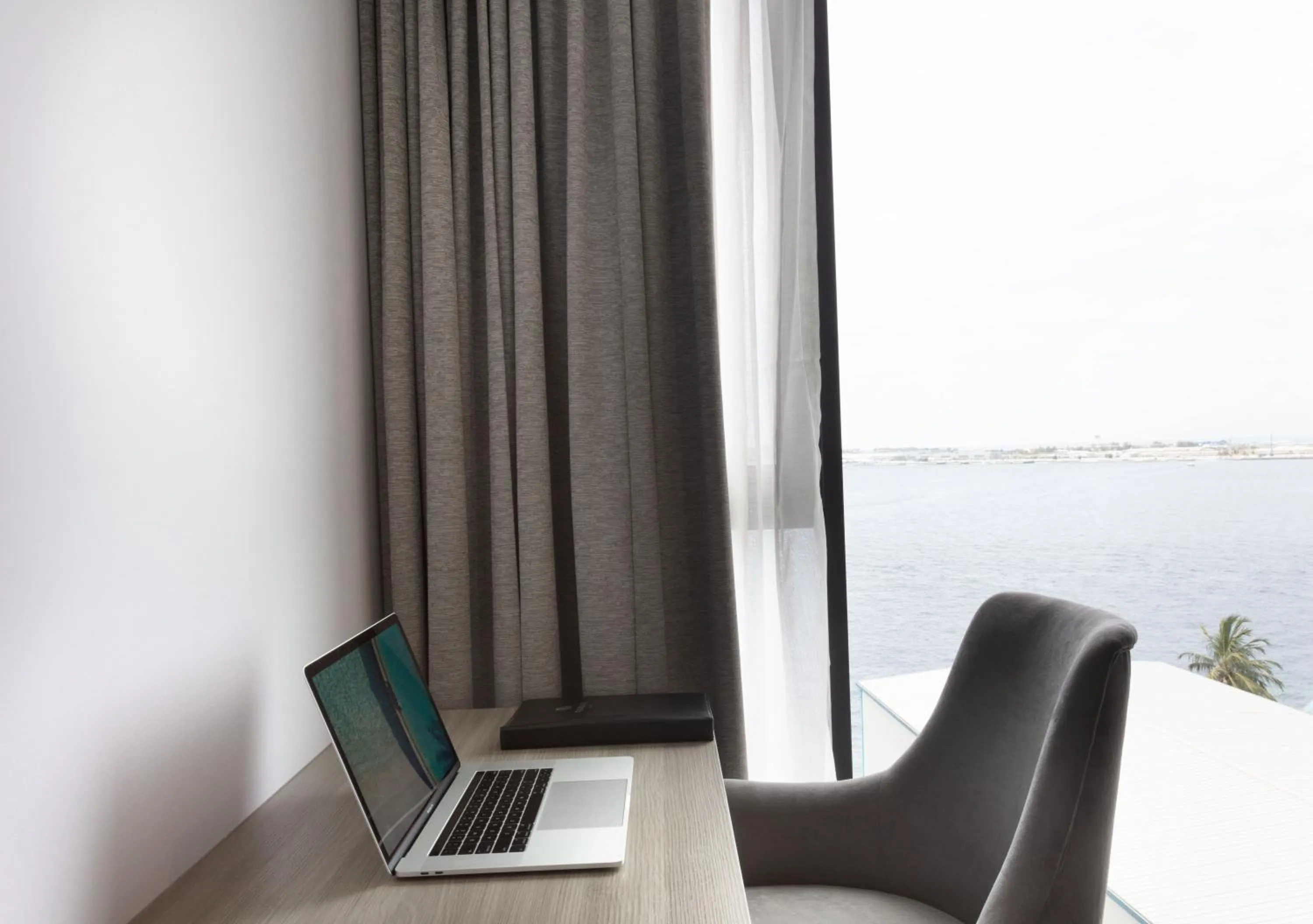 Living room in Maagiri Hotel