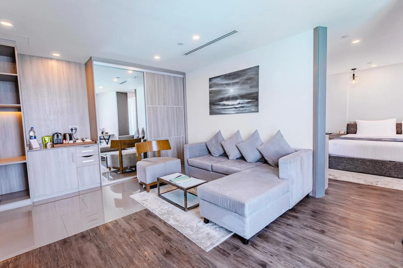 Living room, Bed in Maagiri Hotel