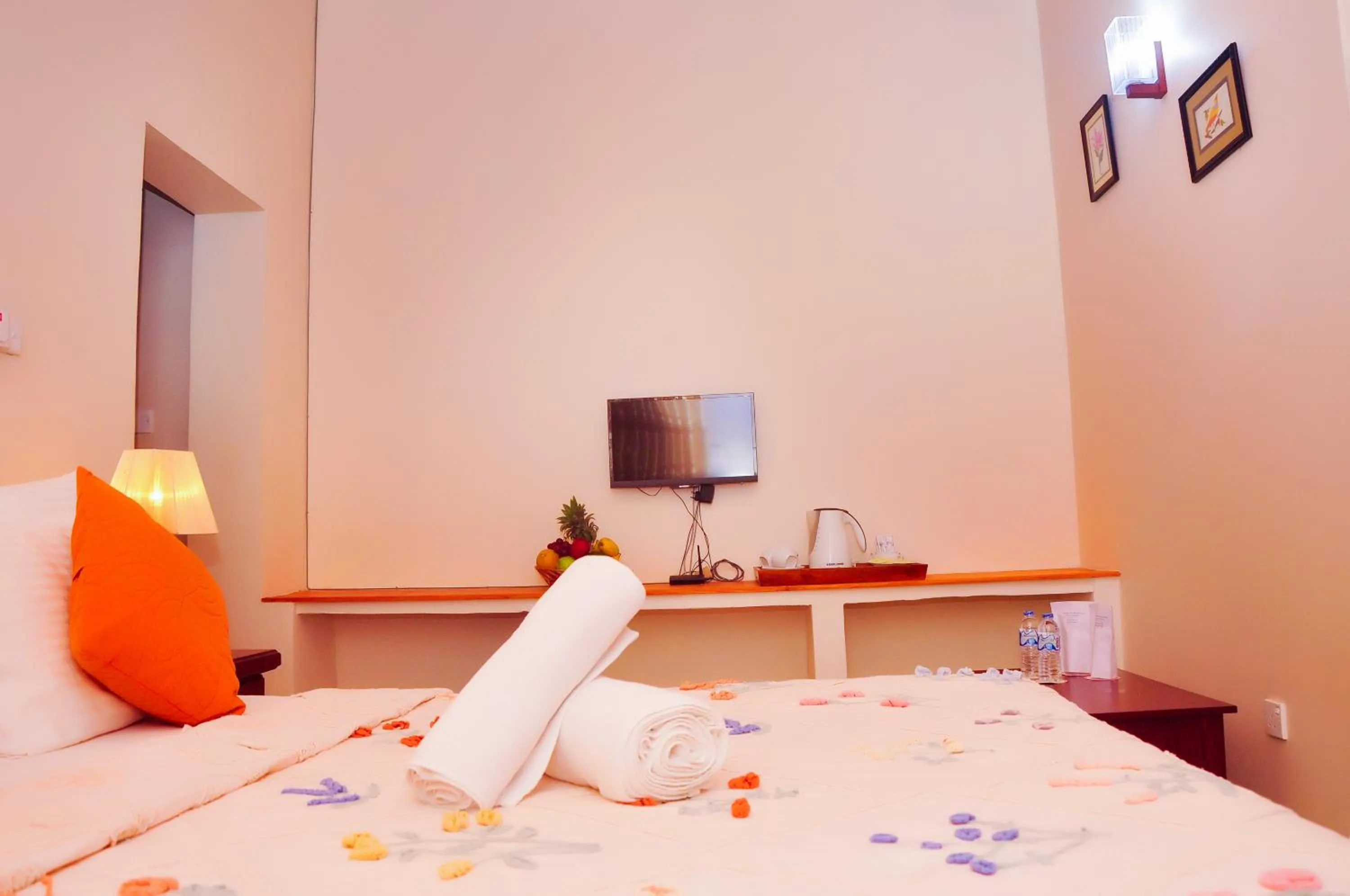 Bedroom in New Kandy Residence