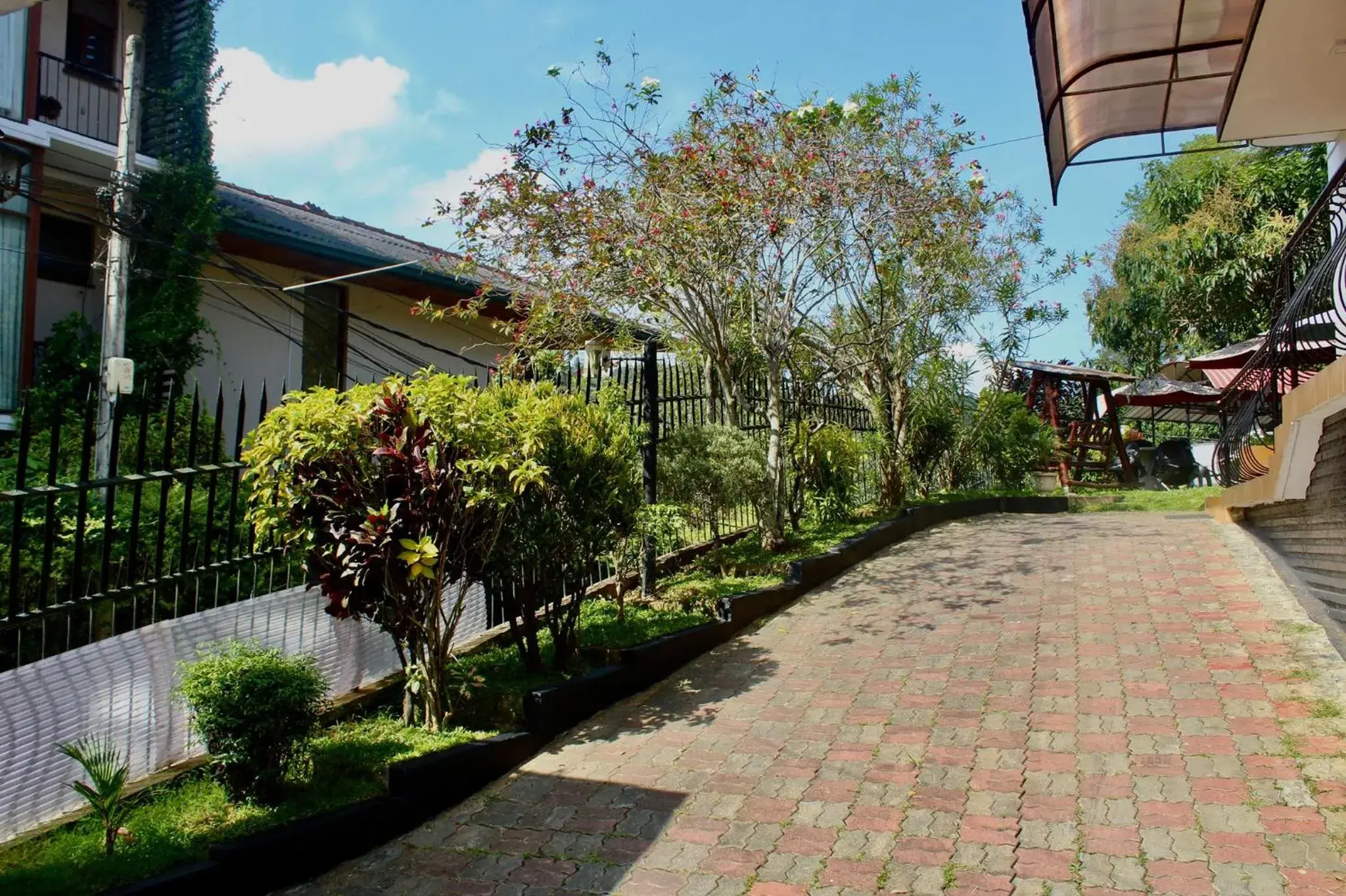 Facade/entrance in New Kandy Residence Facade/entrance in New Kandy Residence