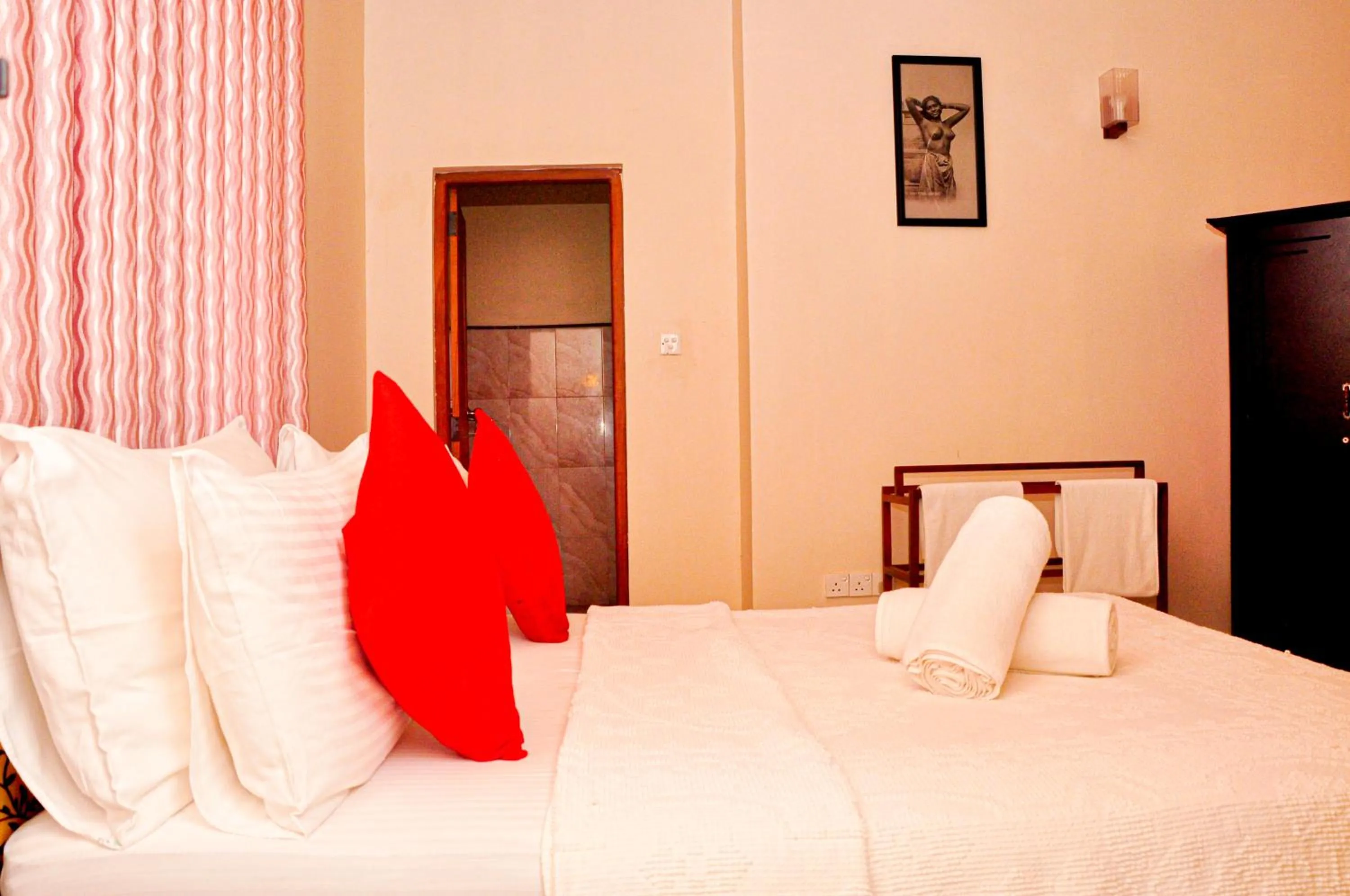 Bedroom in New Kandy Residence