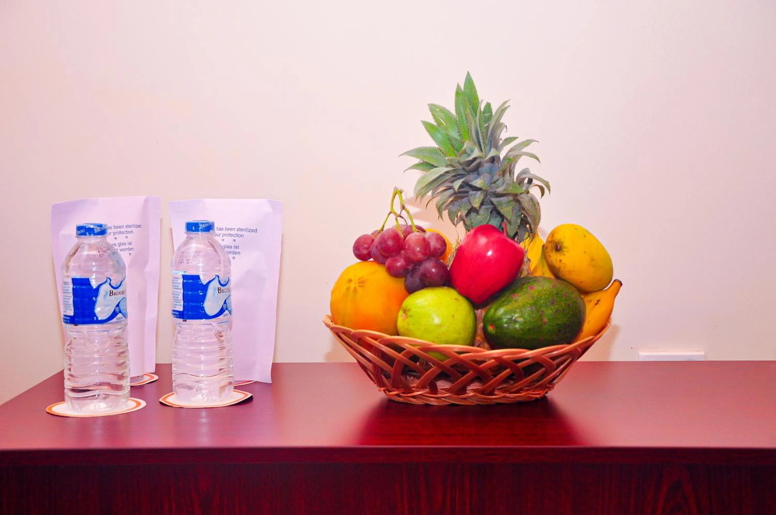 Food in New Kandy Residence