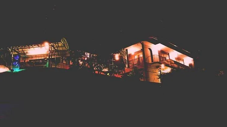 Night in New Kandy Residence