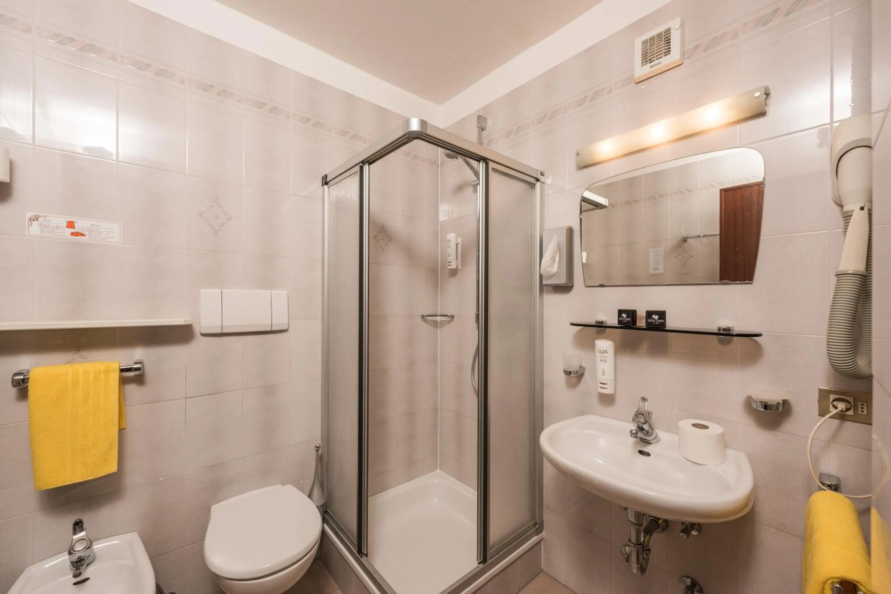 Bathroom in Hotel Union